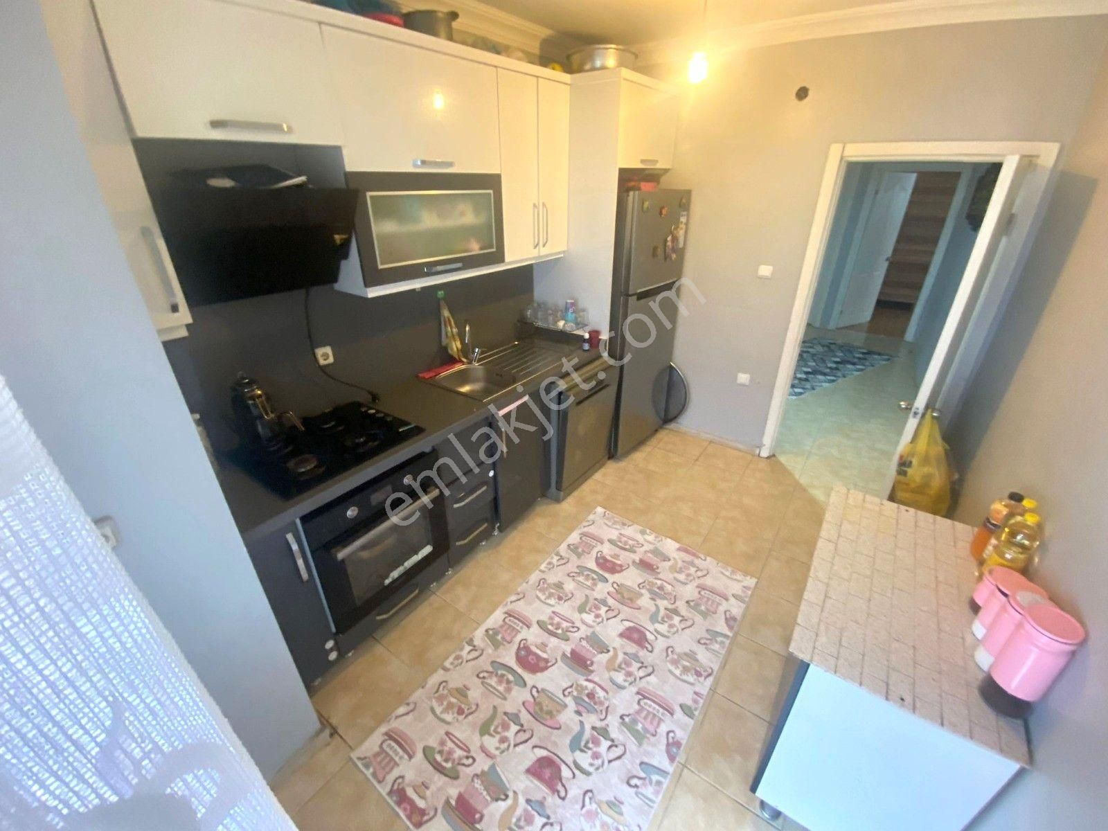 Yükselden Altınkumda Ön Cephe Ayrı Mutfak 3+1 Satılık Daire