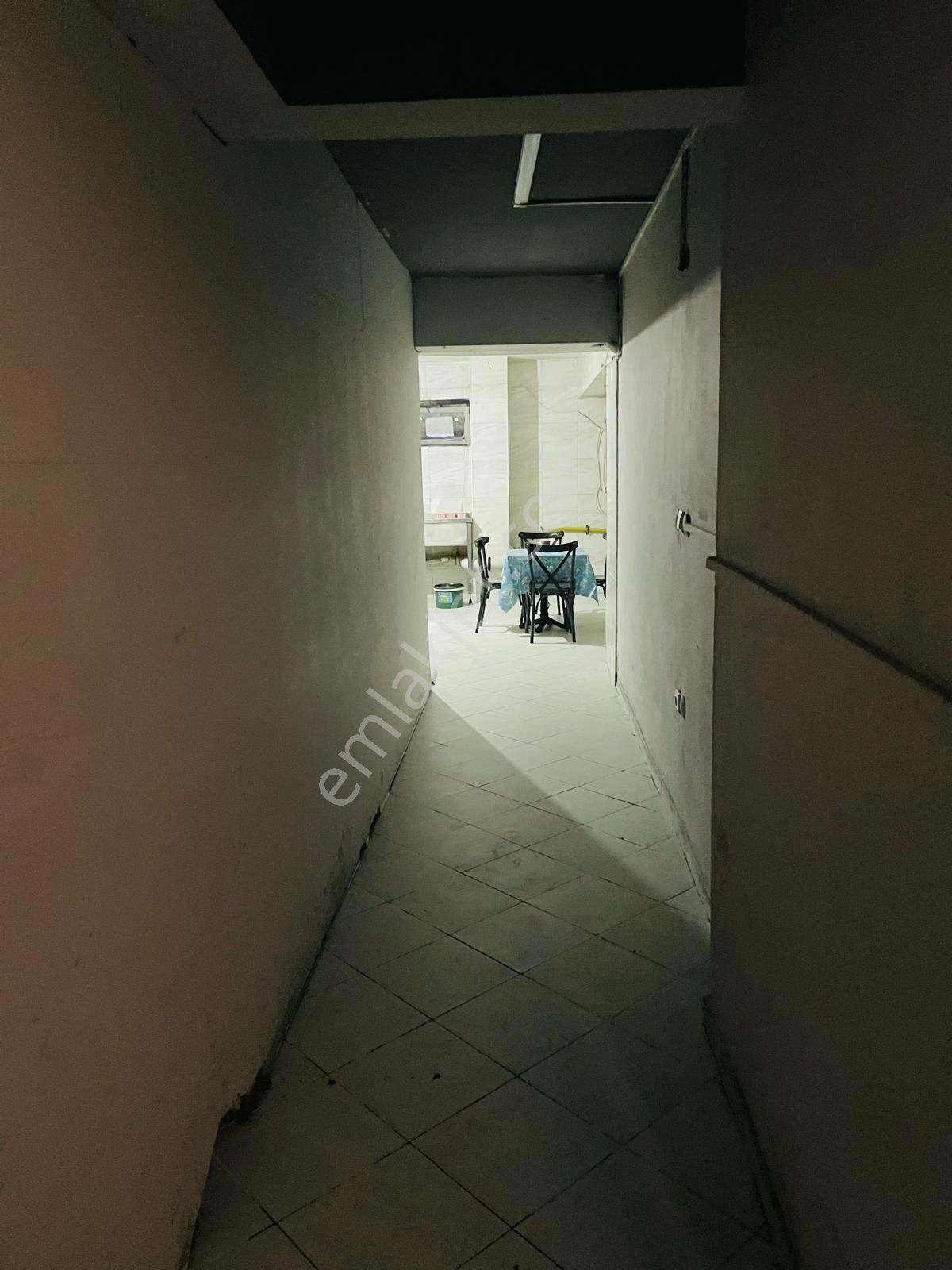 Gaziosmanpaşa Da Kiralık İş Yeri - Görsel 18