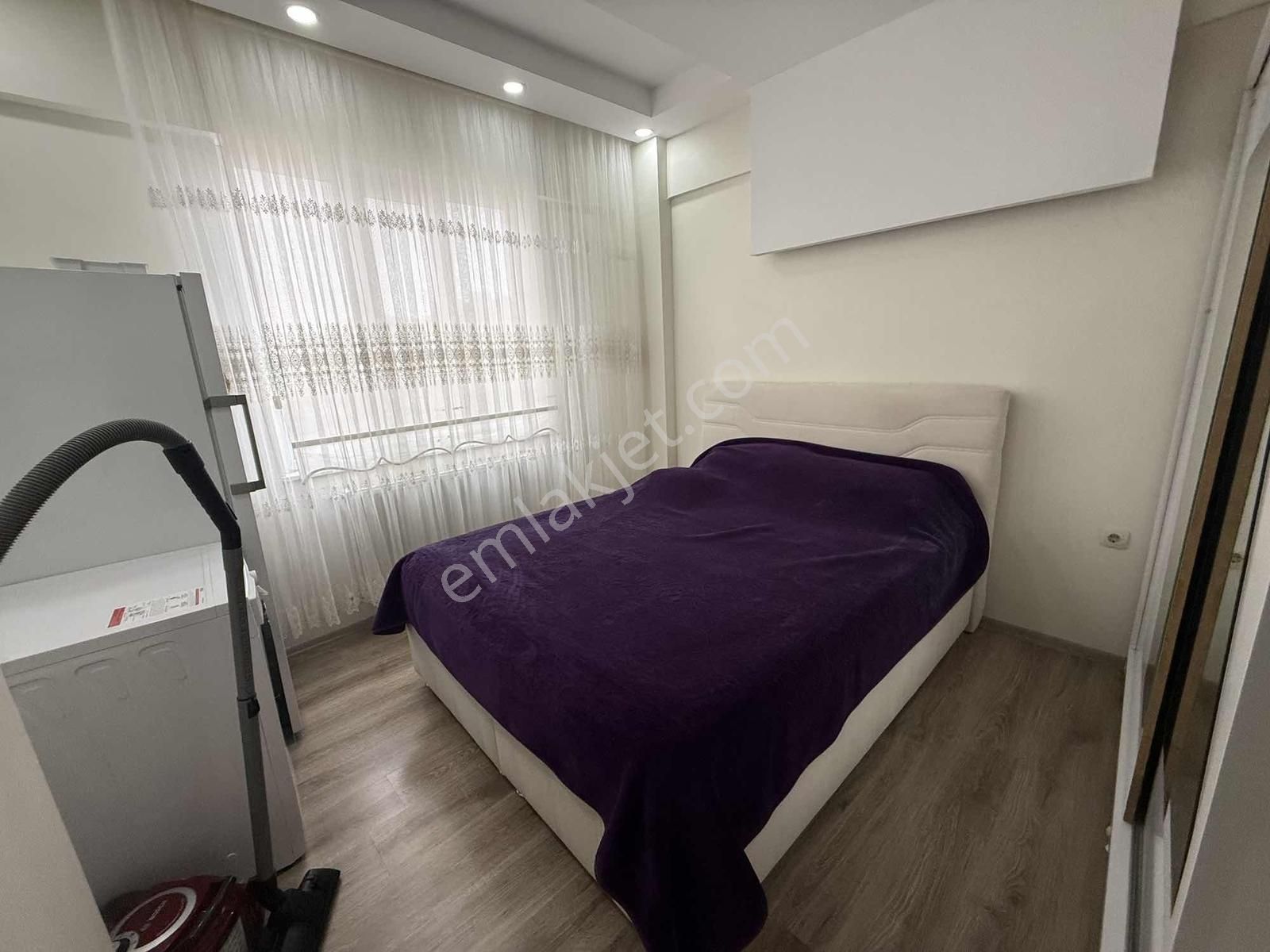 Uzaydan Akkent De Site İçerisinde Geniş Bakımlı Daire - Görsel 13