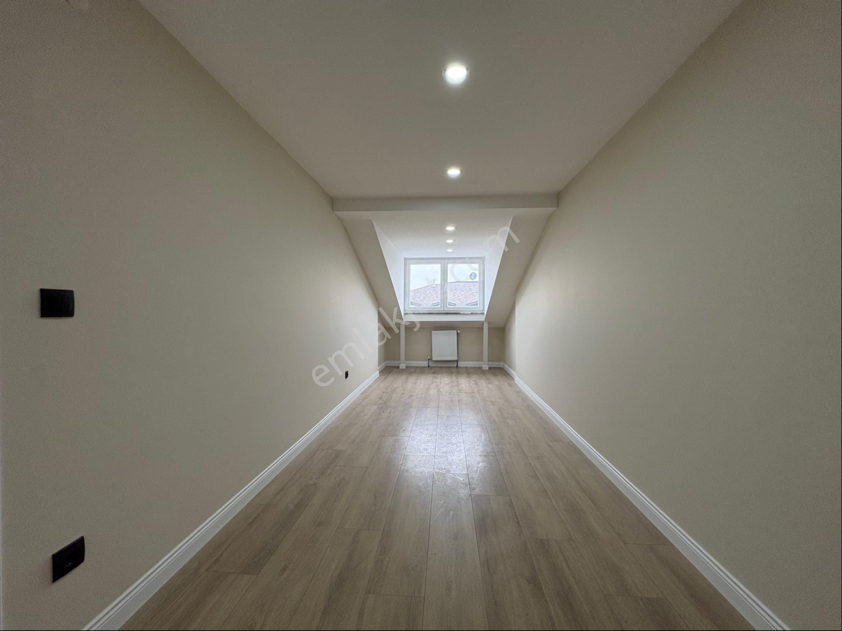 Altıntepe Kızılaya Yakın Teraslı 2+1 100 M² Net Dubleks - Görsel 23
