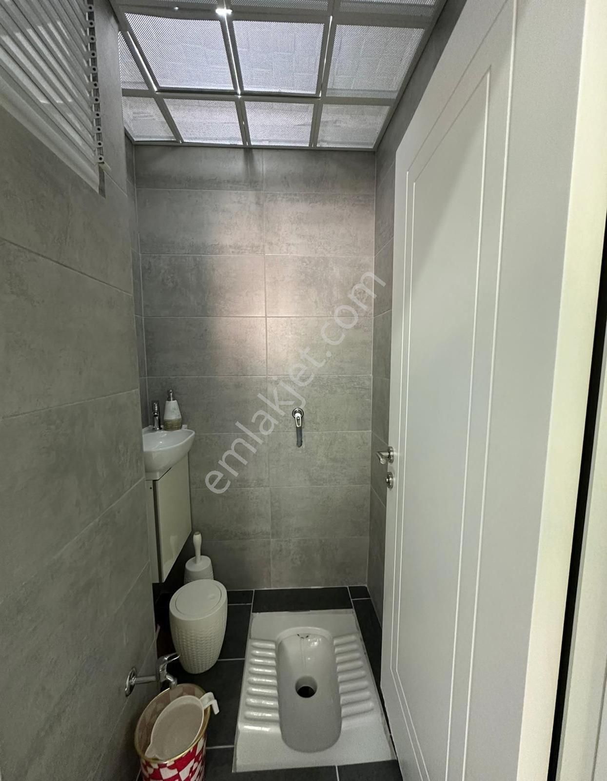 Melek Özen İlkokulu Yanı Katta Ön Cephe Lüx Yapılı Bağımsız 3+1! - Görsel 25