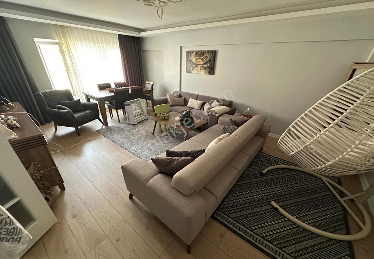 Melek Özen İlkokulu Yanı Katta Ön Cephe Lüx Yapılı Bağımsız 3+1! - Görsel 31