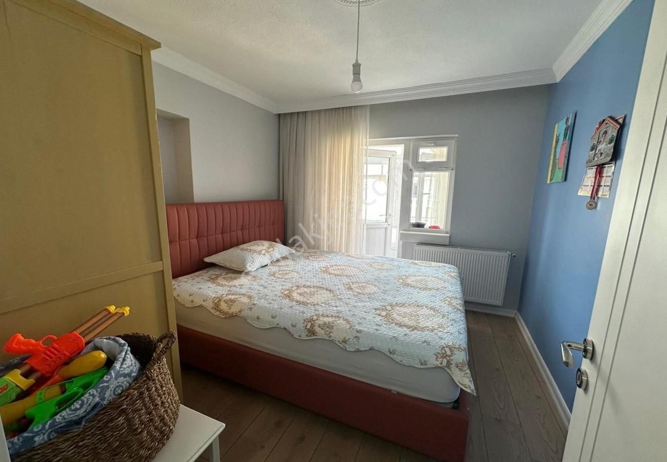 Melek Özen İlkokulu Yanı Katta Ön Cephe Lüx Yapılı Bağımsız 3+1! - Görsel 21