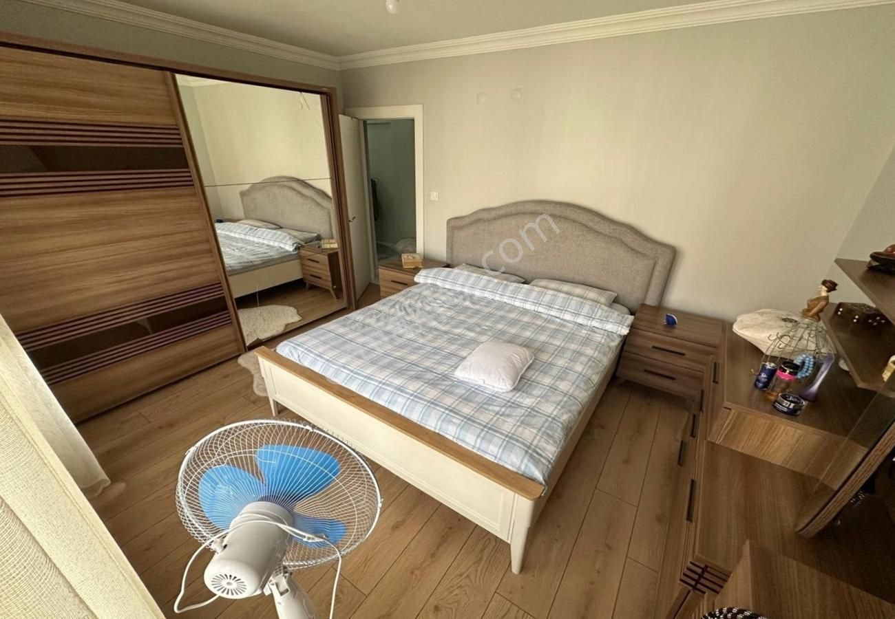 Melek Özen İlkokulu Yanı Katta Ön Cephe Lüx Yapılı Bağımsız 3+1! - Görsel 19