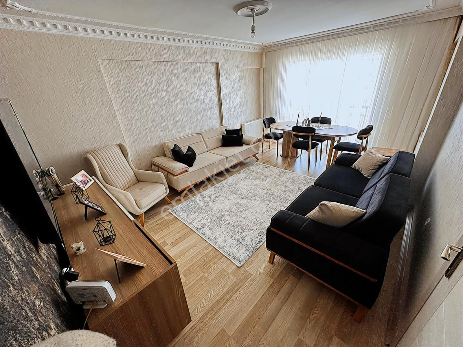 Melek Özen İlkokulu Yanı Katta Ön Cephe Lüx Yapılı Bağımsız 3+1! - Görsel 2