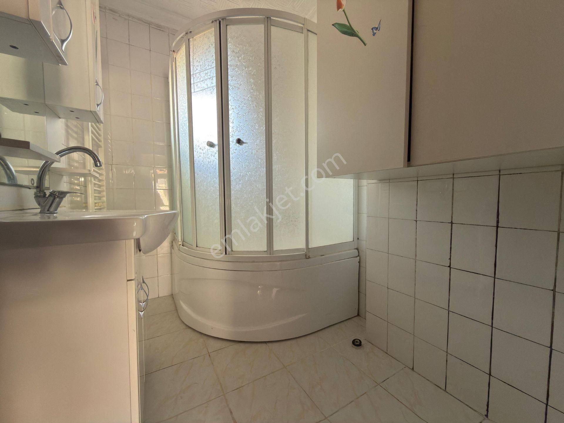 Kalecik Emlak'tan Fatih Mah.çarşı İçinde 3.kat 3+1 Yapılı Daire - Görsel 14