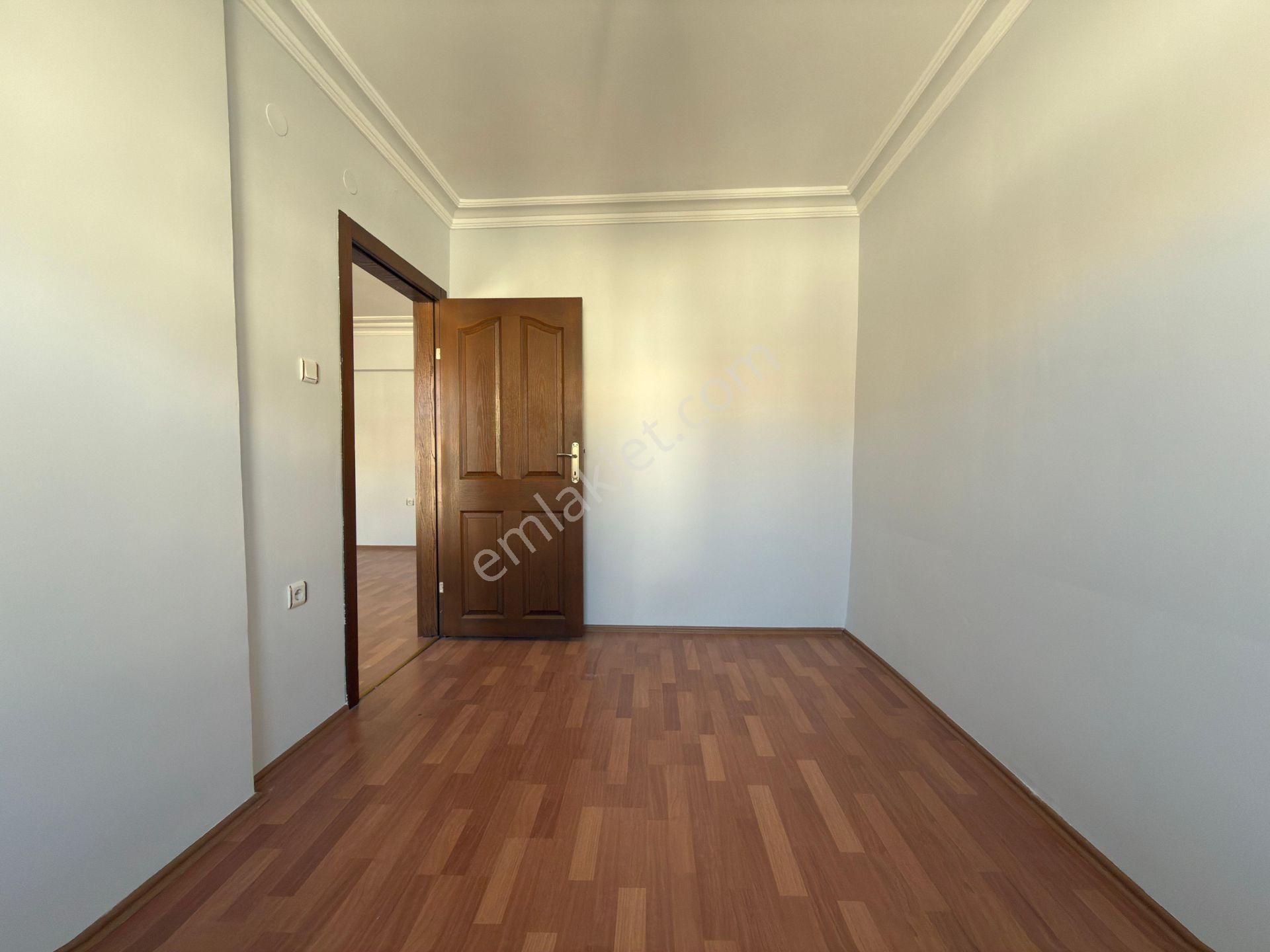 Kalecik Emlak'tan Fatih Mah.çarşı İçinde 3.kat 3+1 Yapılı Daire - Görsel 8