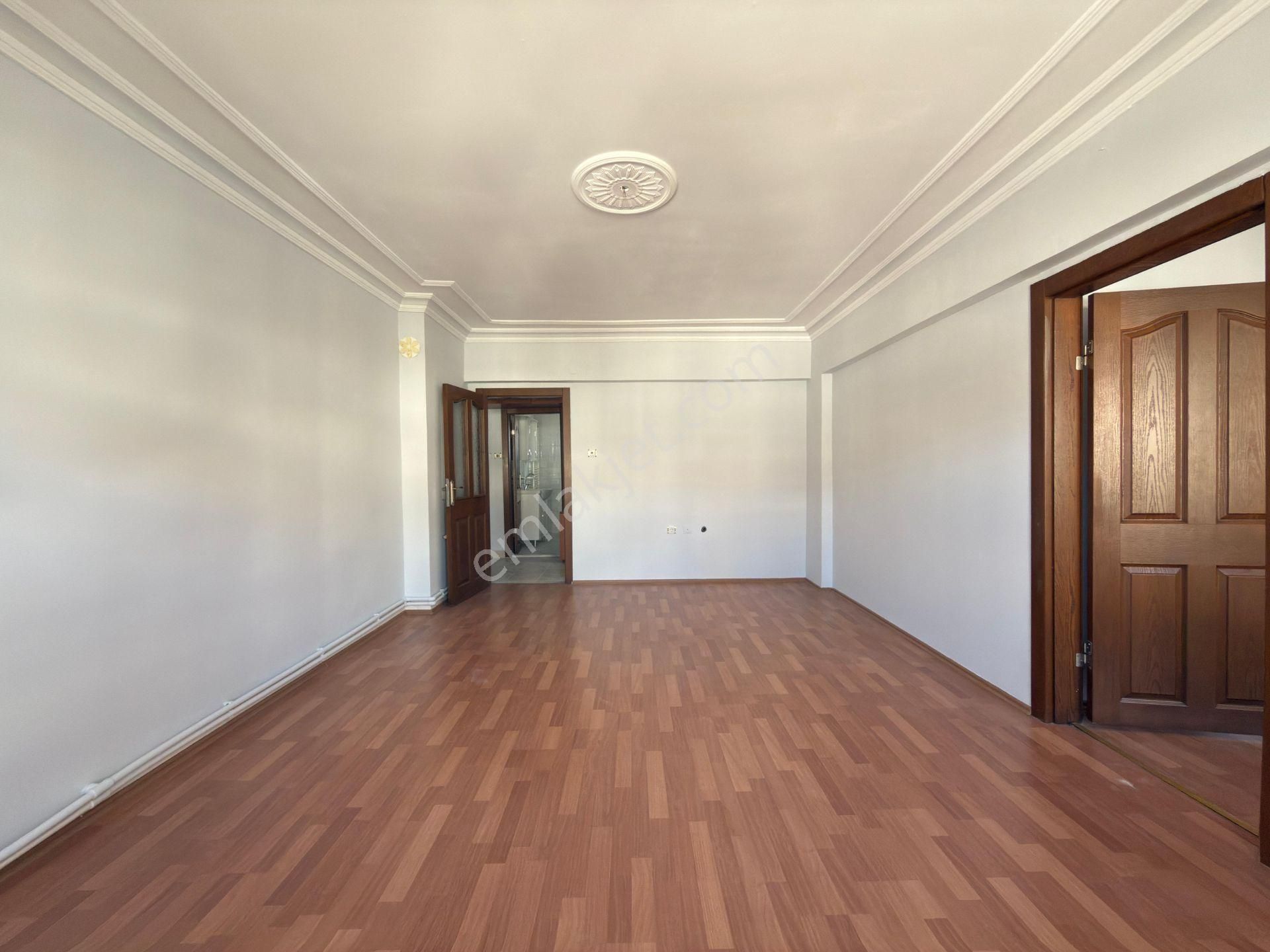 Kalecik Emlak'tan Fatih Mah.çarşı İçinde 3.kat 3+1 Yapılı Daire - Görsel 4