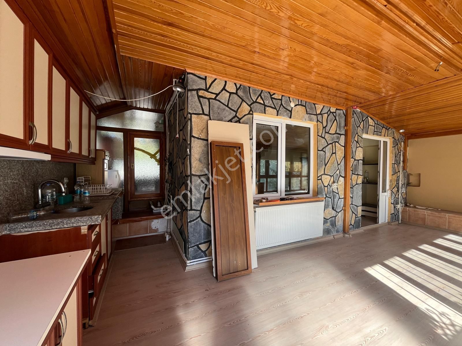 Edremit Avcılaraltı'nda Denize 100 Metre Satılık Villa - Görsel 20