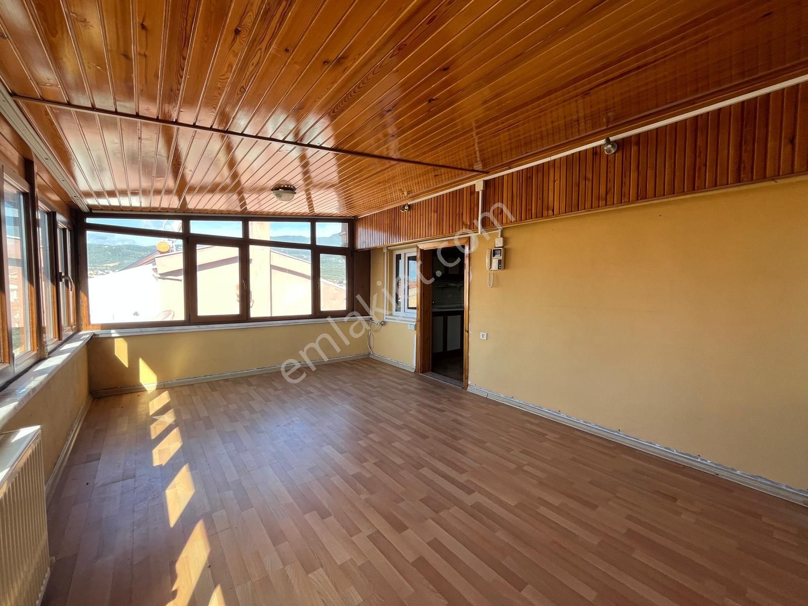 Edremit Avcılaraltı'nda Denize 100 Metre Satılık Villa - Görsel 19