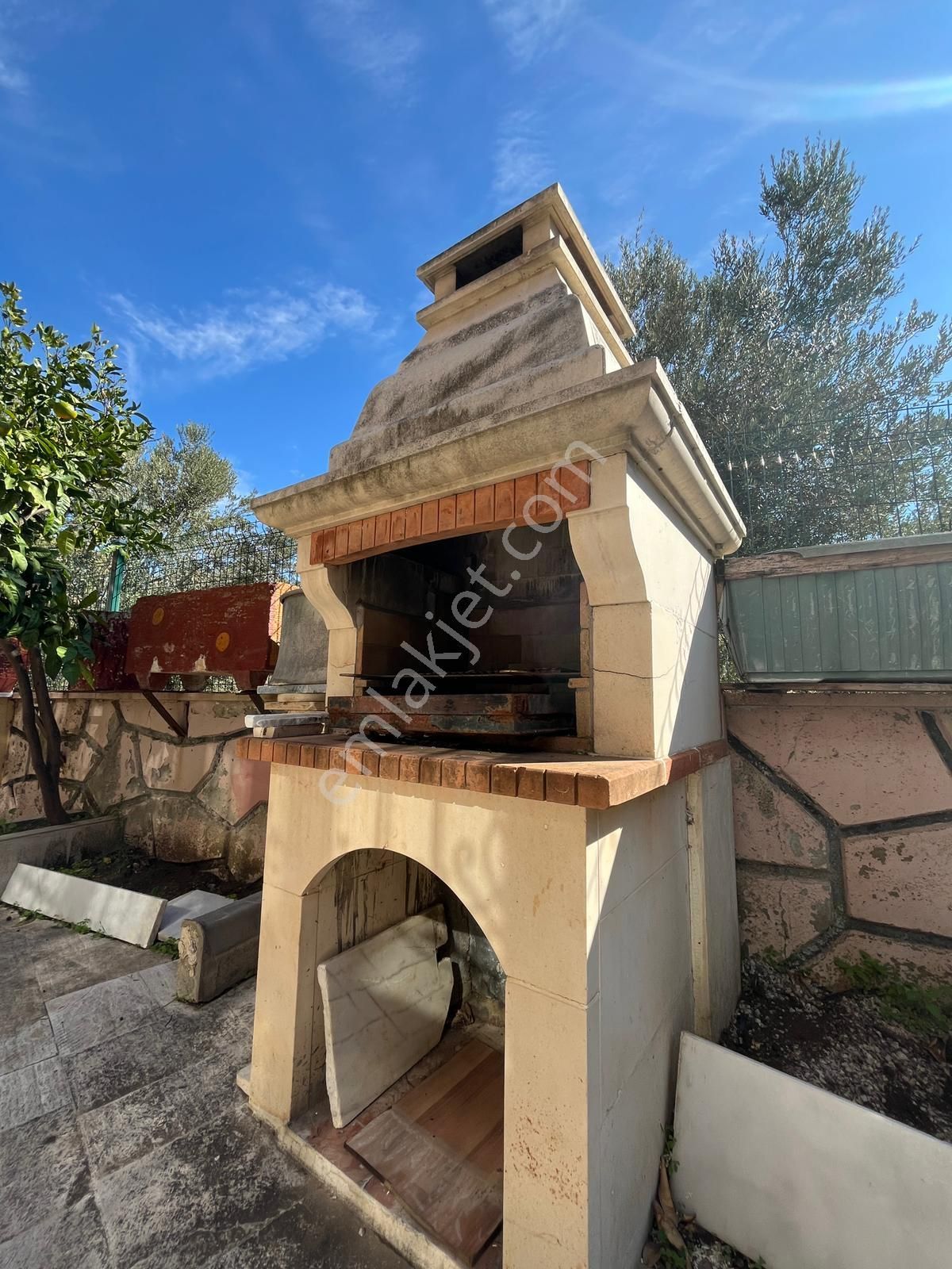 Edremit Avcılaraltı'nda Denize 100 Metre Satılık Villa - Görsel 10