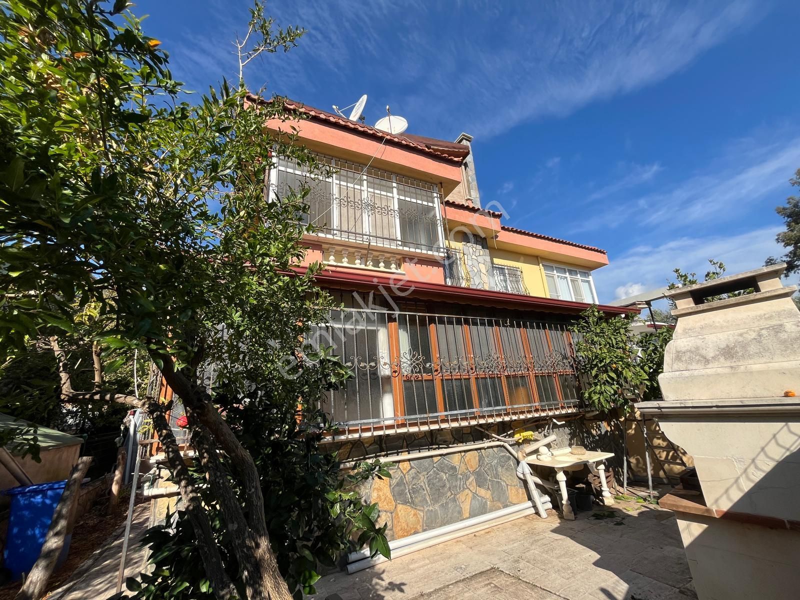 Edremit Avcılaraltı'nda Denize 100 Metre Satılık Villa - Görsel 21