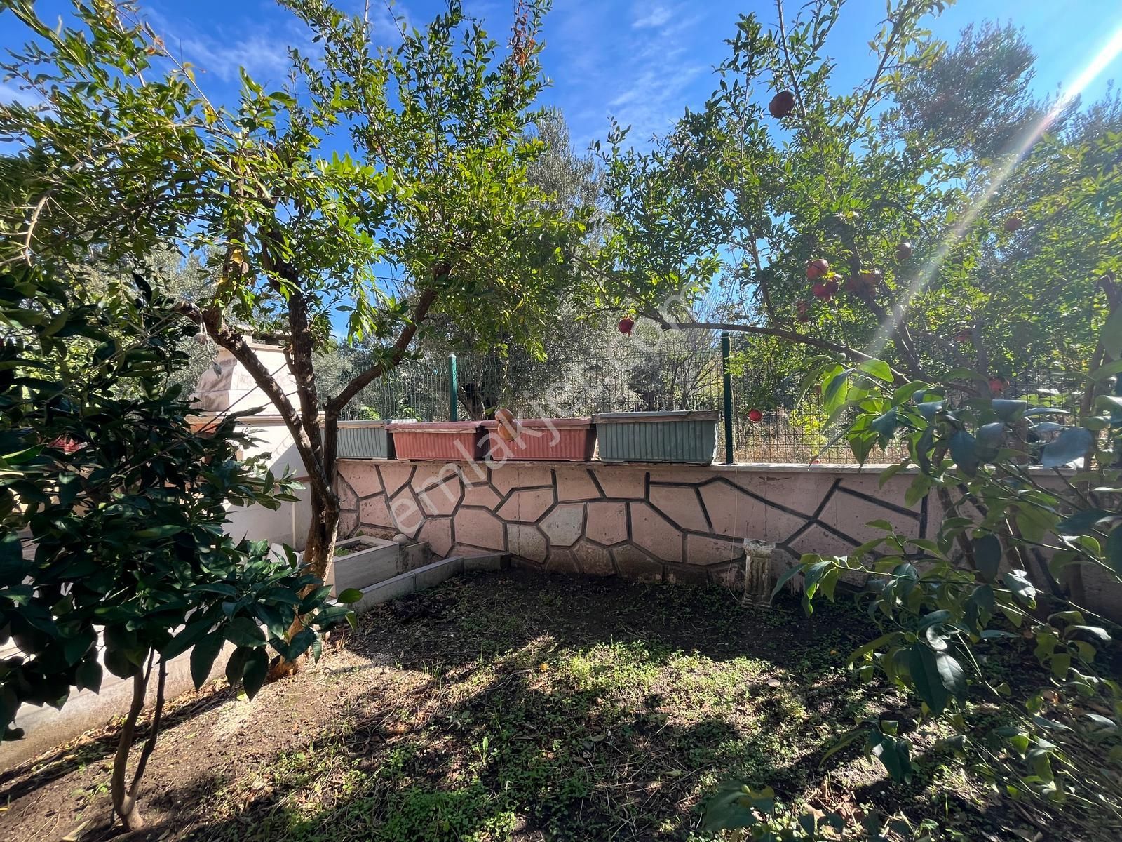 Edremit Avcılaraltı'nda Denize 100 Metre Satılık Villa - Görsel 7