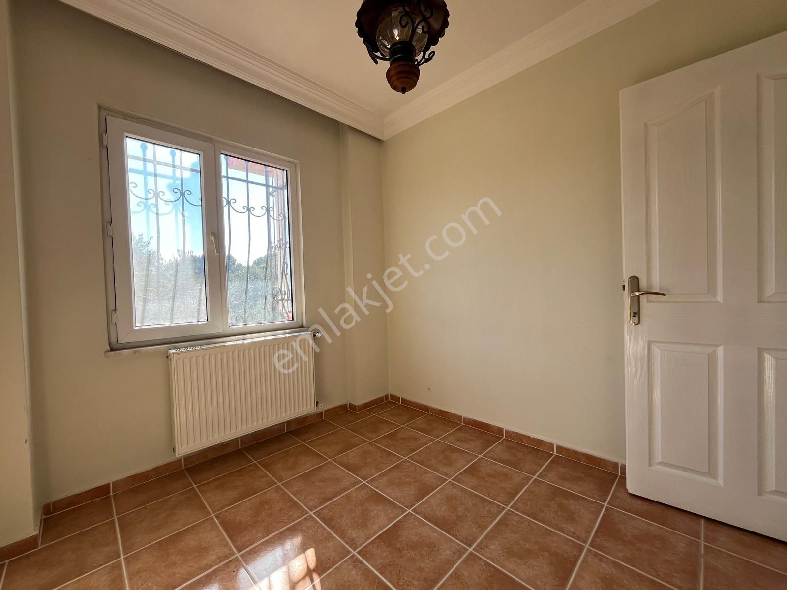 Edremit Avcılaraltı'nda Denize 100 Metre Satılık Villa - Görsel 31