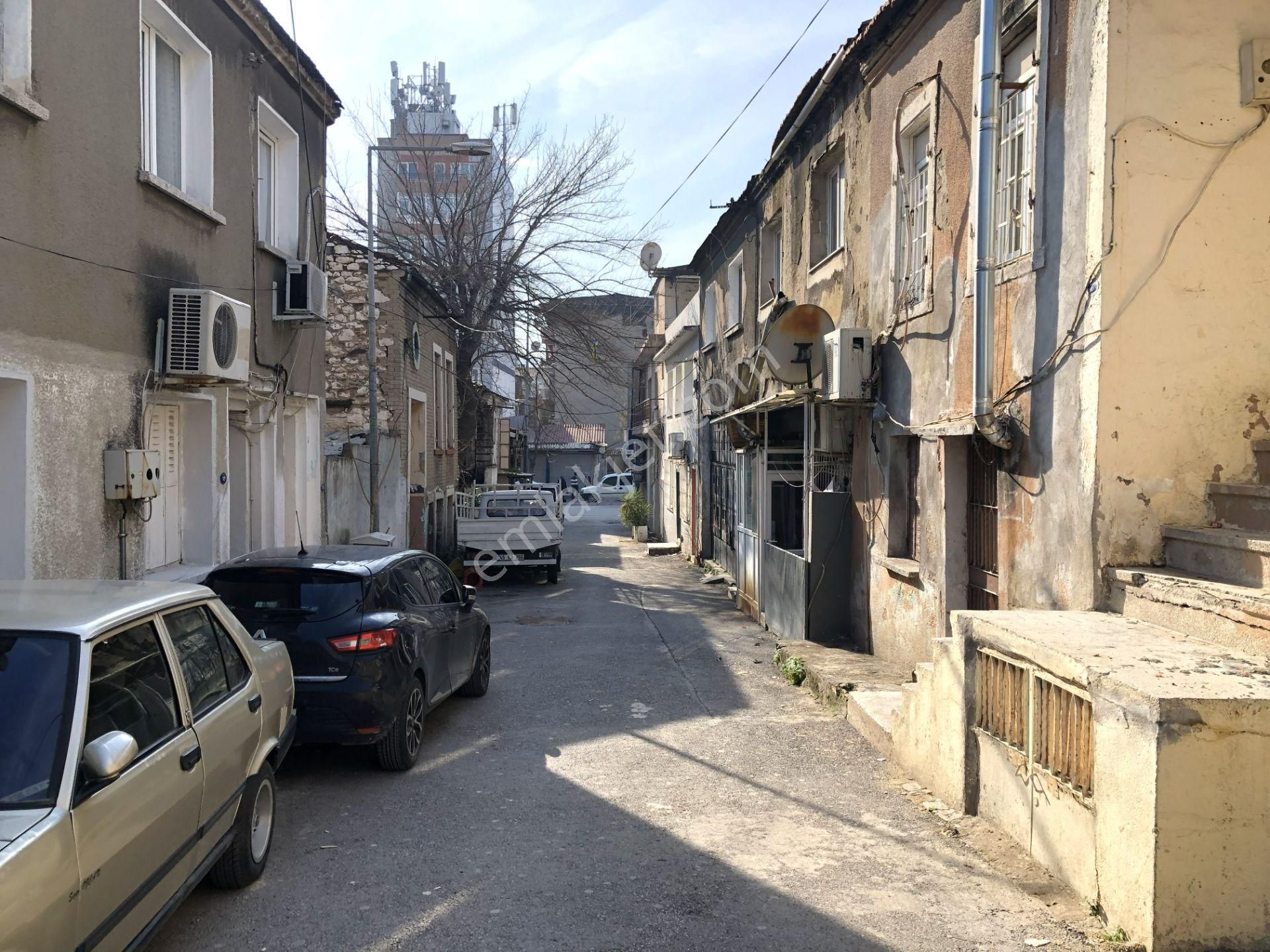 Konak Eşrefpaşa Hastanesi'ne 100 M, 4 Kat İmarlı Satılık Ev - Görsel 20