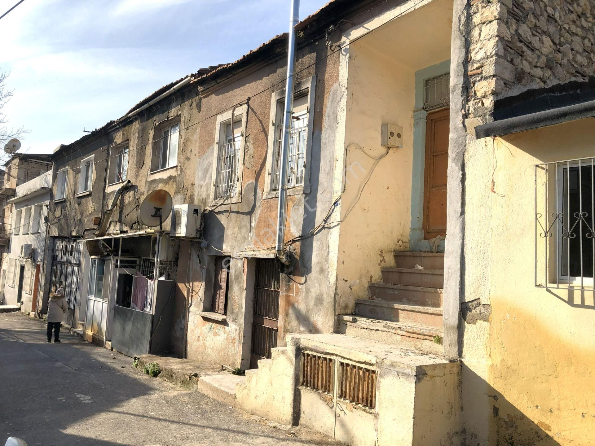 Konak Eşrefpaşa Hastanesi'ne 100 M, 4 Kat İmarlı Satılık Ev - Görsel 12