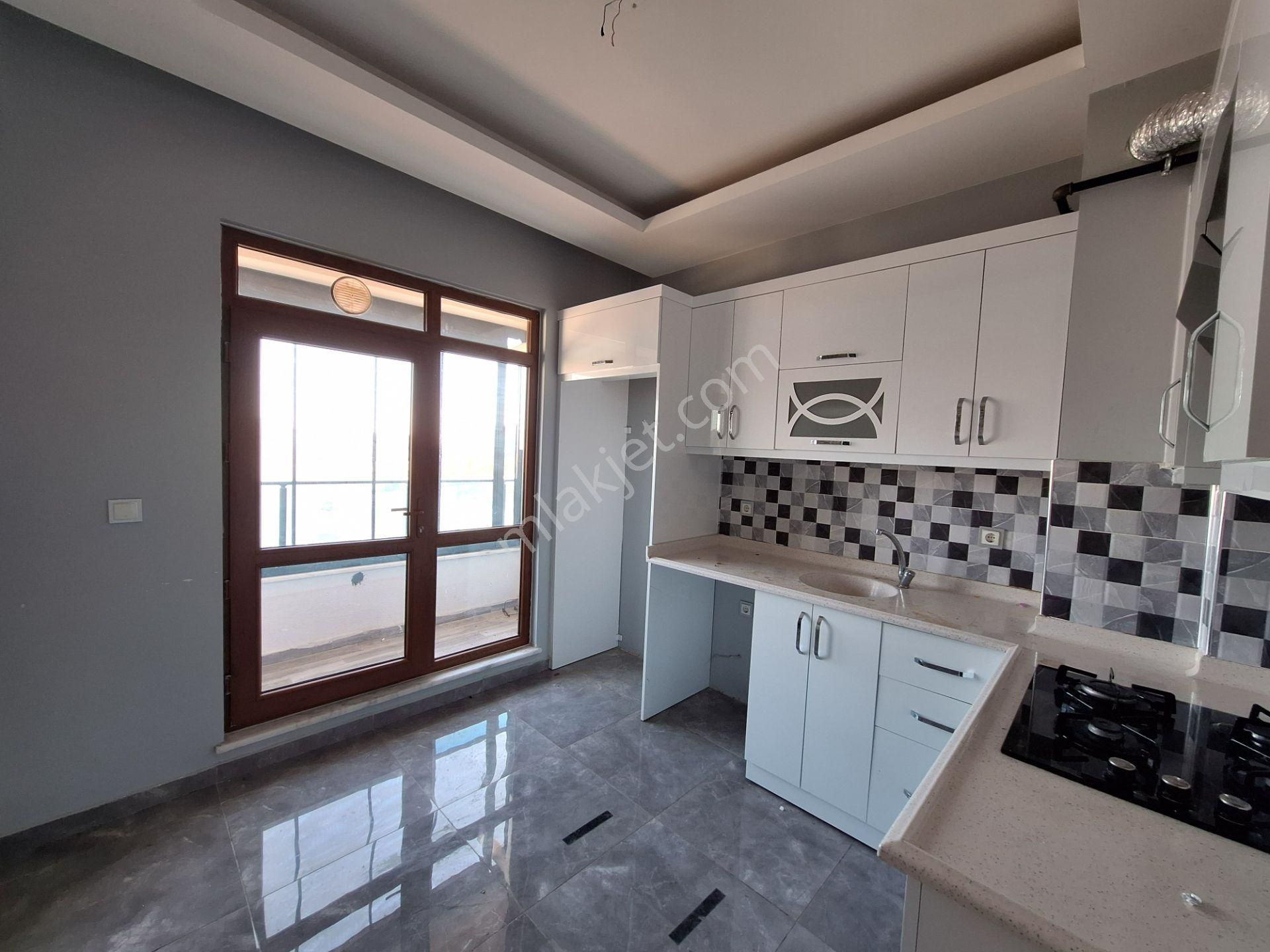 Ahmet Yesevi Cadddesine Cephe Kelebekler Vadisi Yakını Kiralık 2+1 Daire - Görsel 11