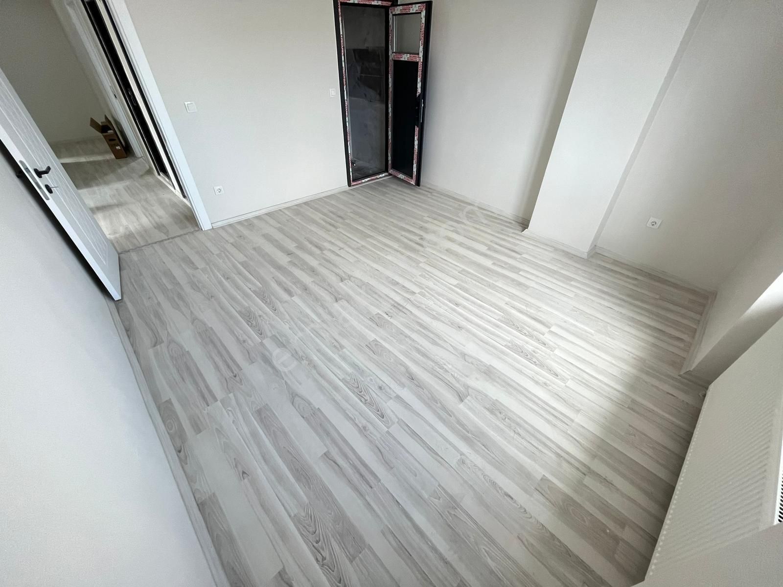 Belediyeye Komşu 3+1 120m2 Ebeveyn Banyolu Köşe Başı Daire - Görsel 22