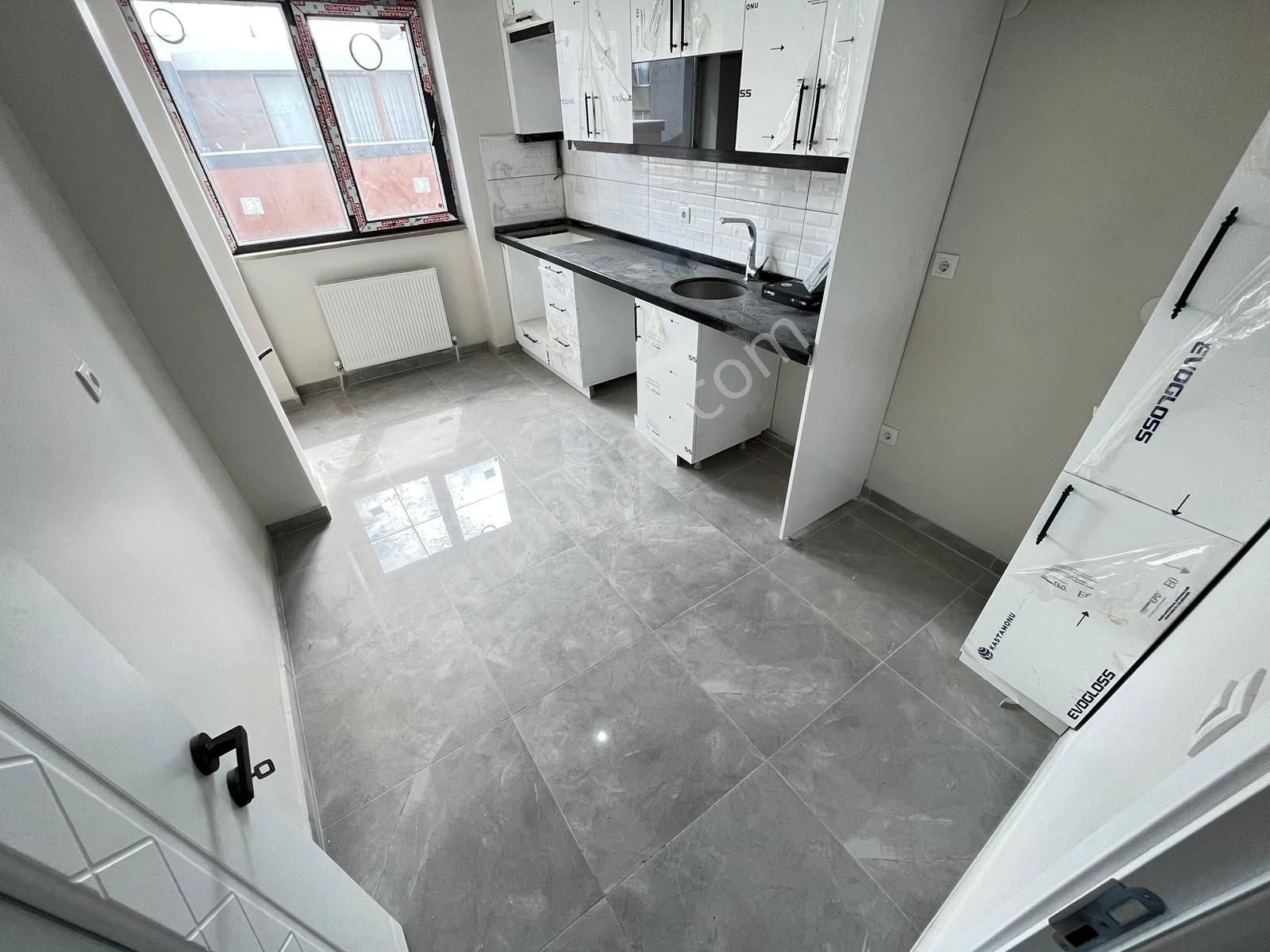 Belediyeye Komşu 3+1 120m2 Ebeveyn Banyolu Köşe Başı Daire - Görsel 12
