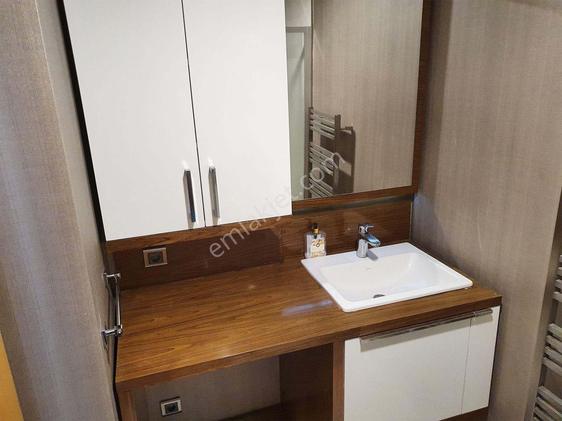 Sarphan Finans Park B Blok 1+0 Güney Cephe Boş Kiralık - Görsel 18