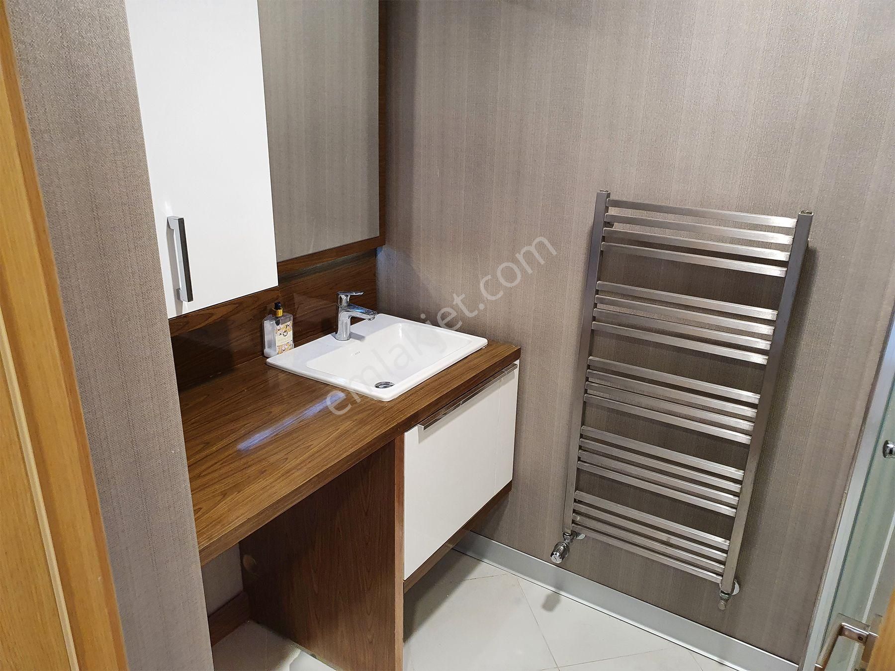 Sarphan Finans Park B Blok 1+0 Güney Cephe Boş Kiralık - Görsel 19