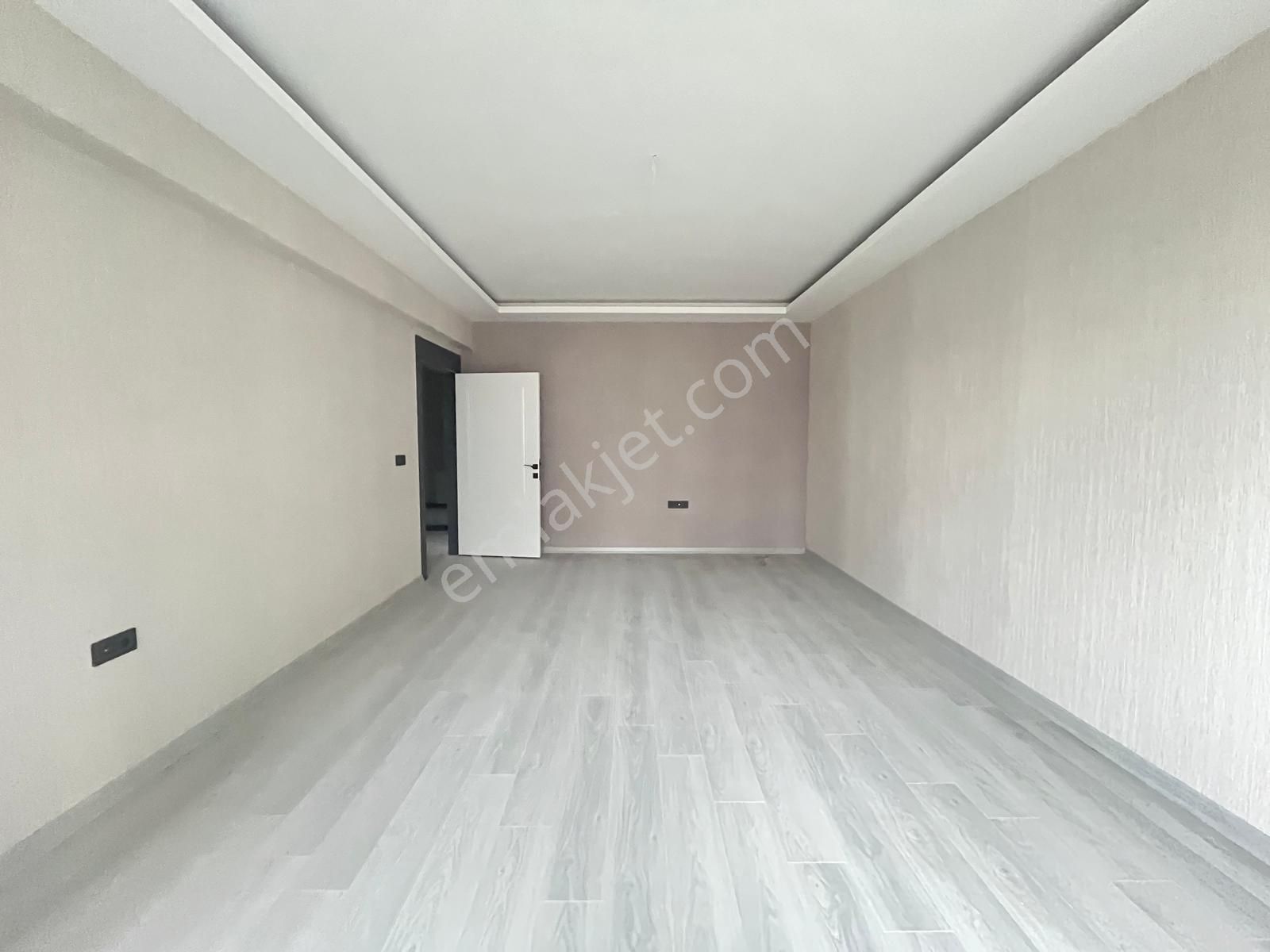 Koza Emlak'tan Mevlana Mahalesinde Site İçerisinde Ara Katta 3+1 Sıfır Daireler - Görsel 8