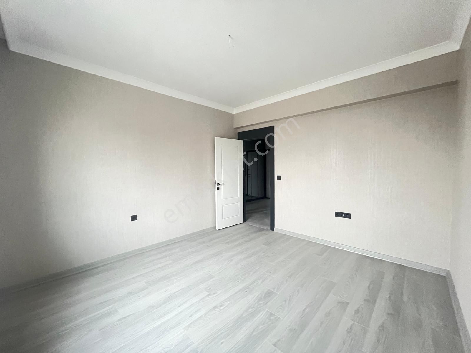 Koza Emlak'tan Mevlana Mahalesinde Site İçerisinde Ara Katta 3+1 Sıfır Daireler - Görsel 15