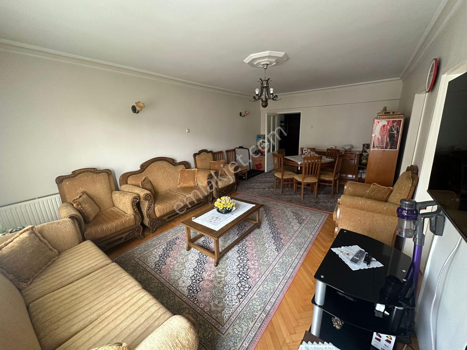 H. Bektaş Köprü Yakını Sanatoryum Cd. Üzeri 3+1 Ön Güney Cephe