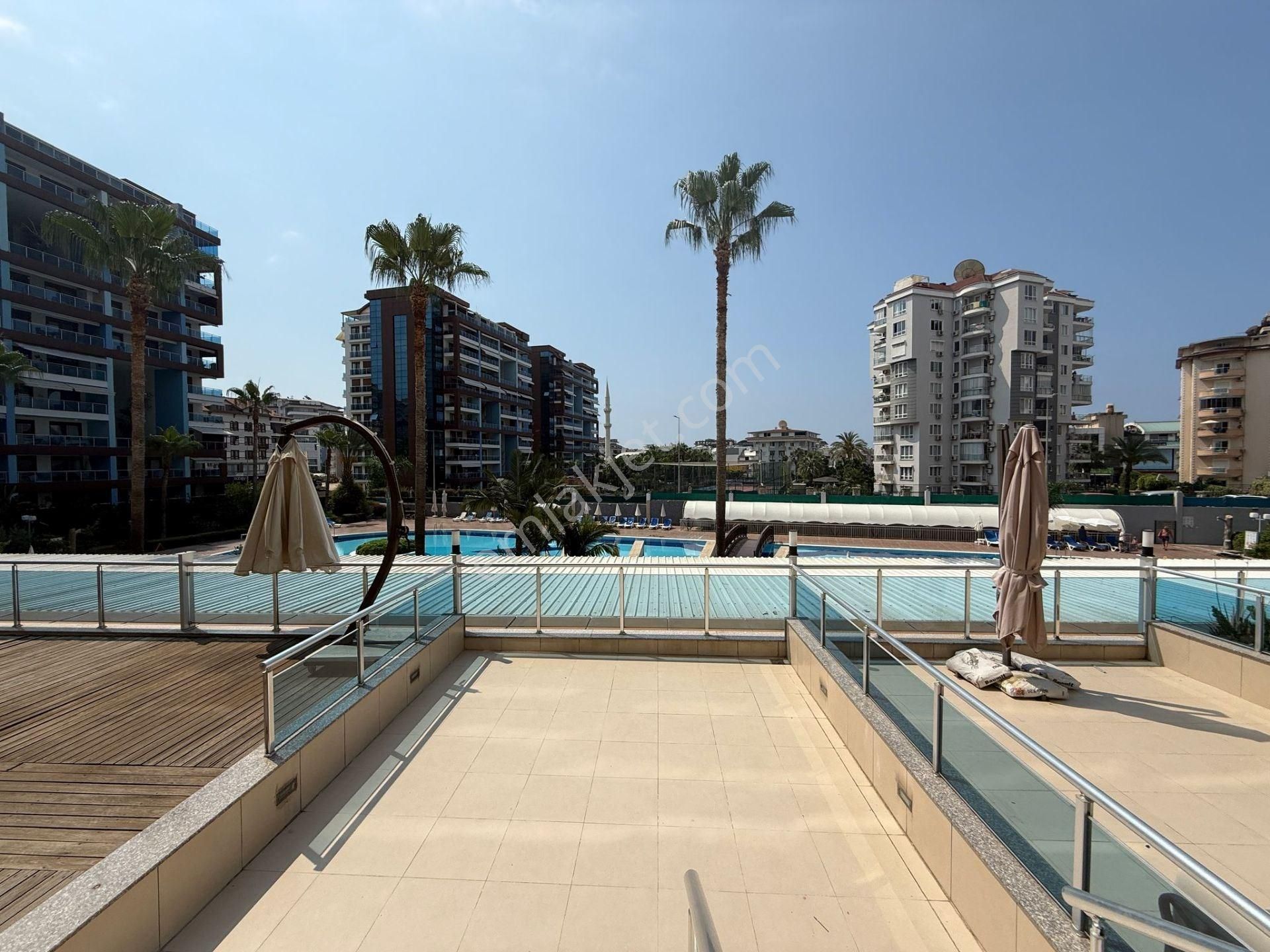 Alanya Cikcilli’de Ultra Lüks Sitede Teraslı Satılık Stüdyo Daire - Görsel 31