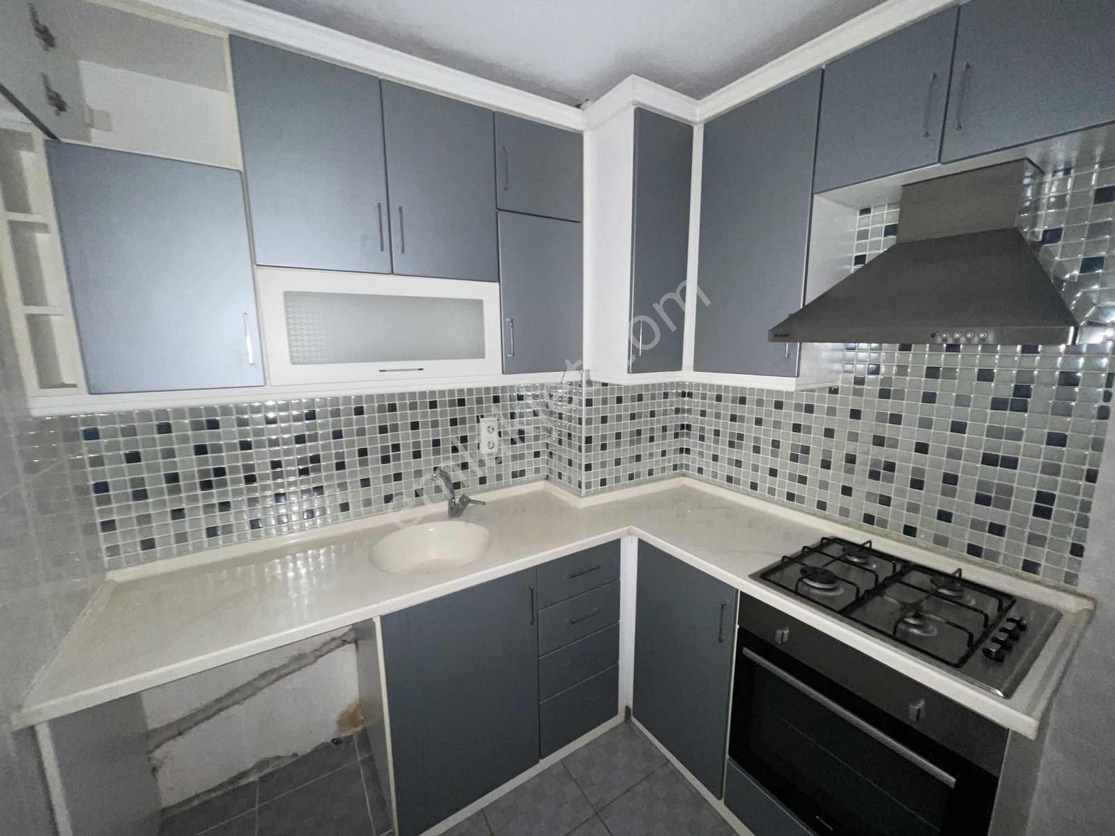 Üçyol Cadde Binasında Asansörlü 2+1 Bakımlı Arakat Satılık Daire - Görsel 28