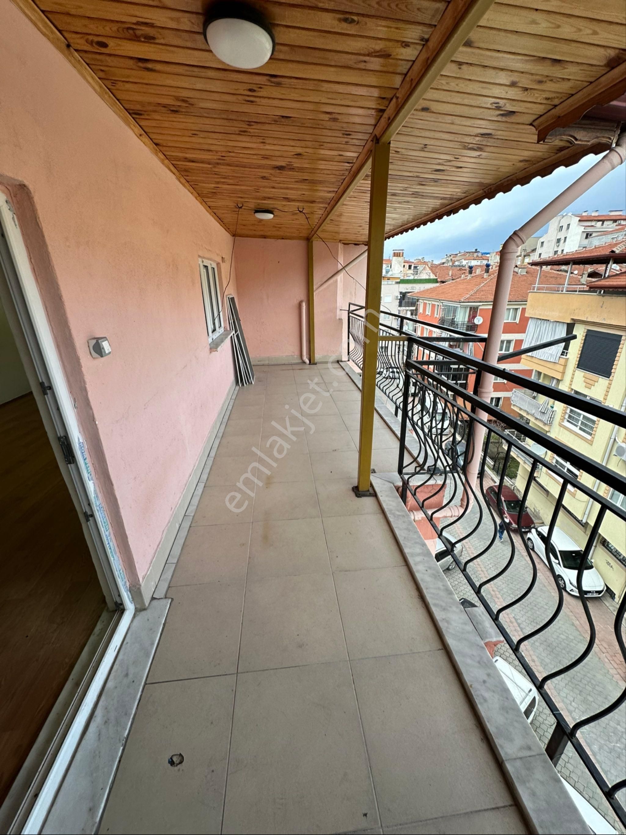 Denizli Pamukkale İstiklal 2+1 Kiralık Daire - Görsel 3