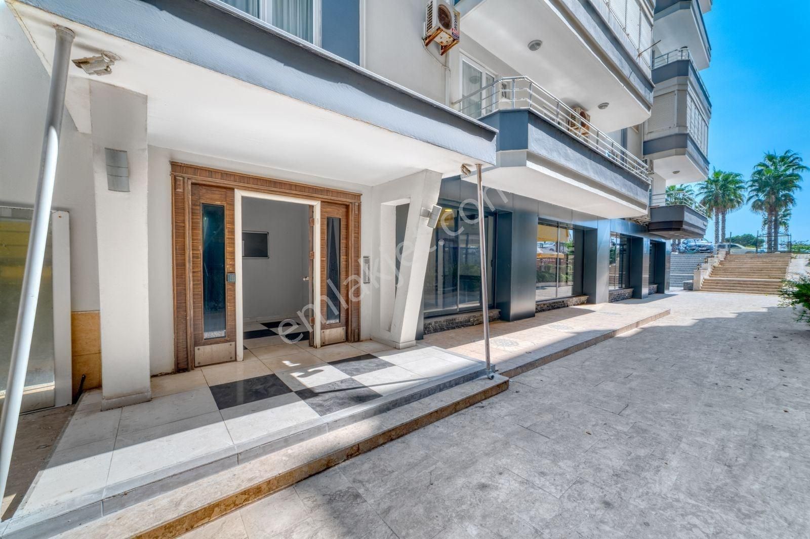 Alanya Mahmutlarda Denize Sıfır 3+1 Satılık Daire Full Deniz Manzaralı - Görsel 13