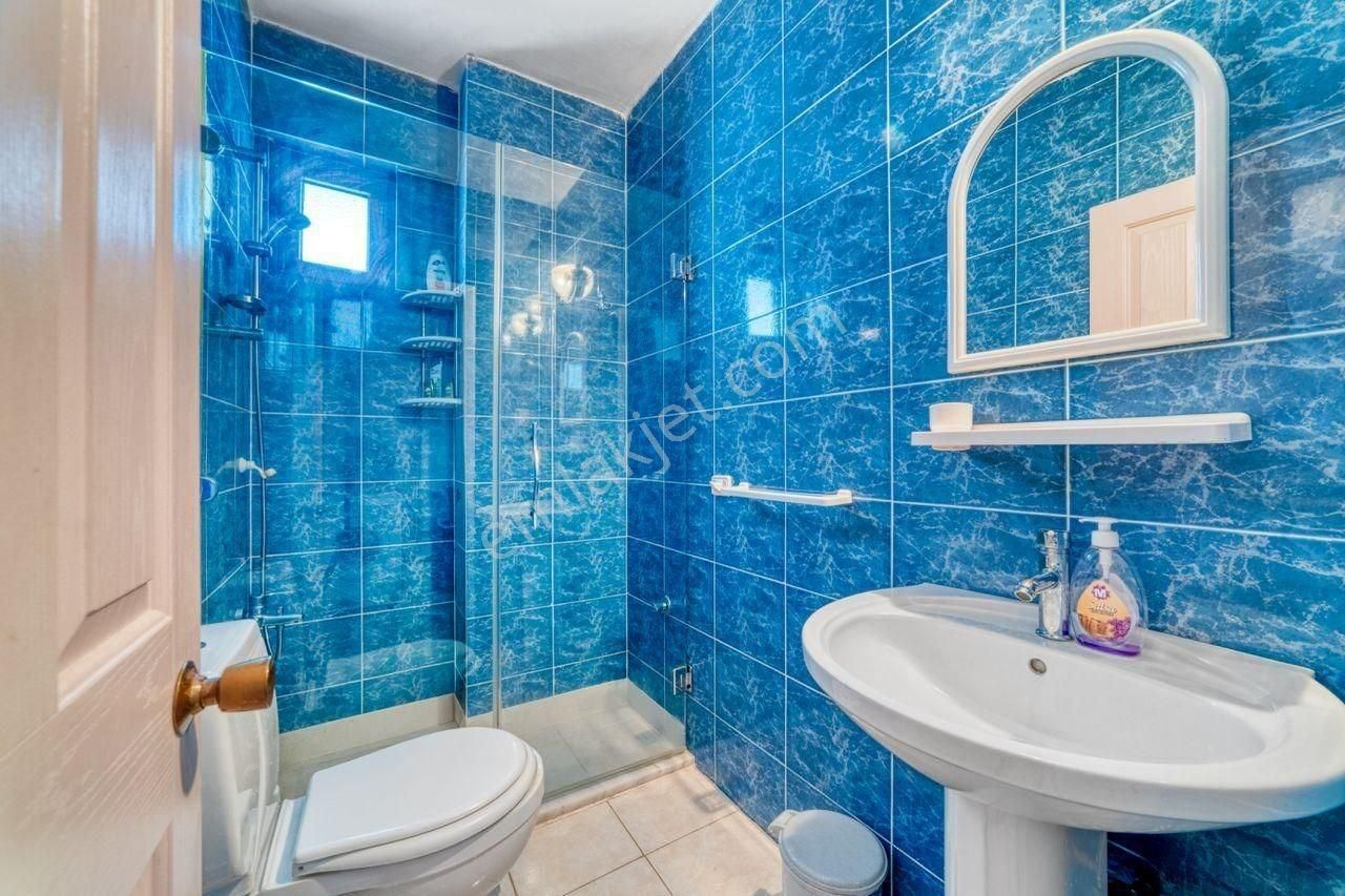 Alanya Mahmutlarda Denize Sıfır 3+1 Satılık Daire Full Deniz Manzaralı - Görsel 25