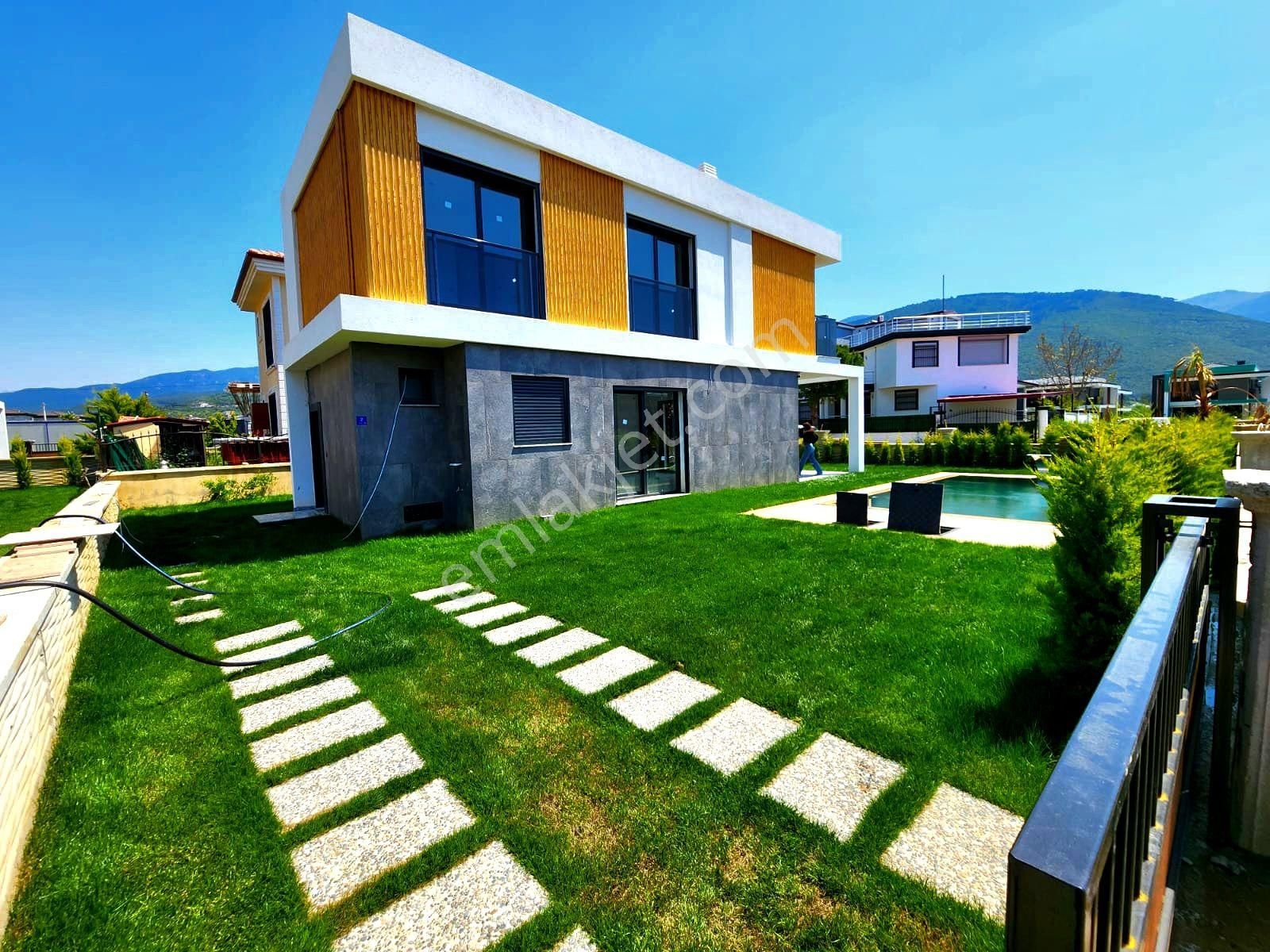 Güzelçamlı Satılık Harika Havuzlu Villalar - Görsel 11