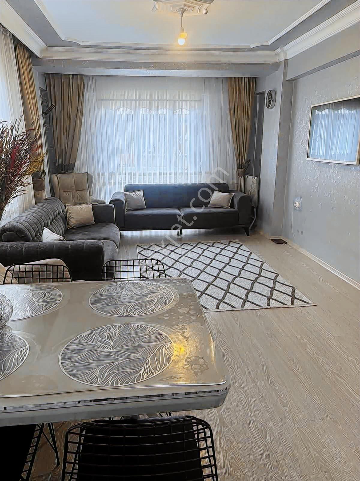 Kazım Karabekir Mah İstasyon Caddesine Çok Yakın | 3+1 Ara Kat |