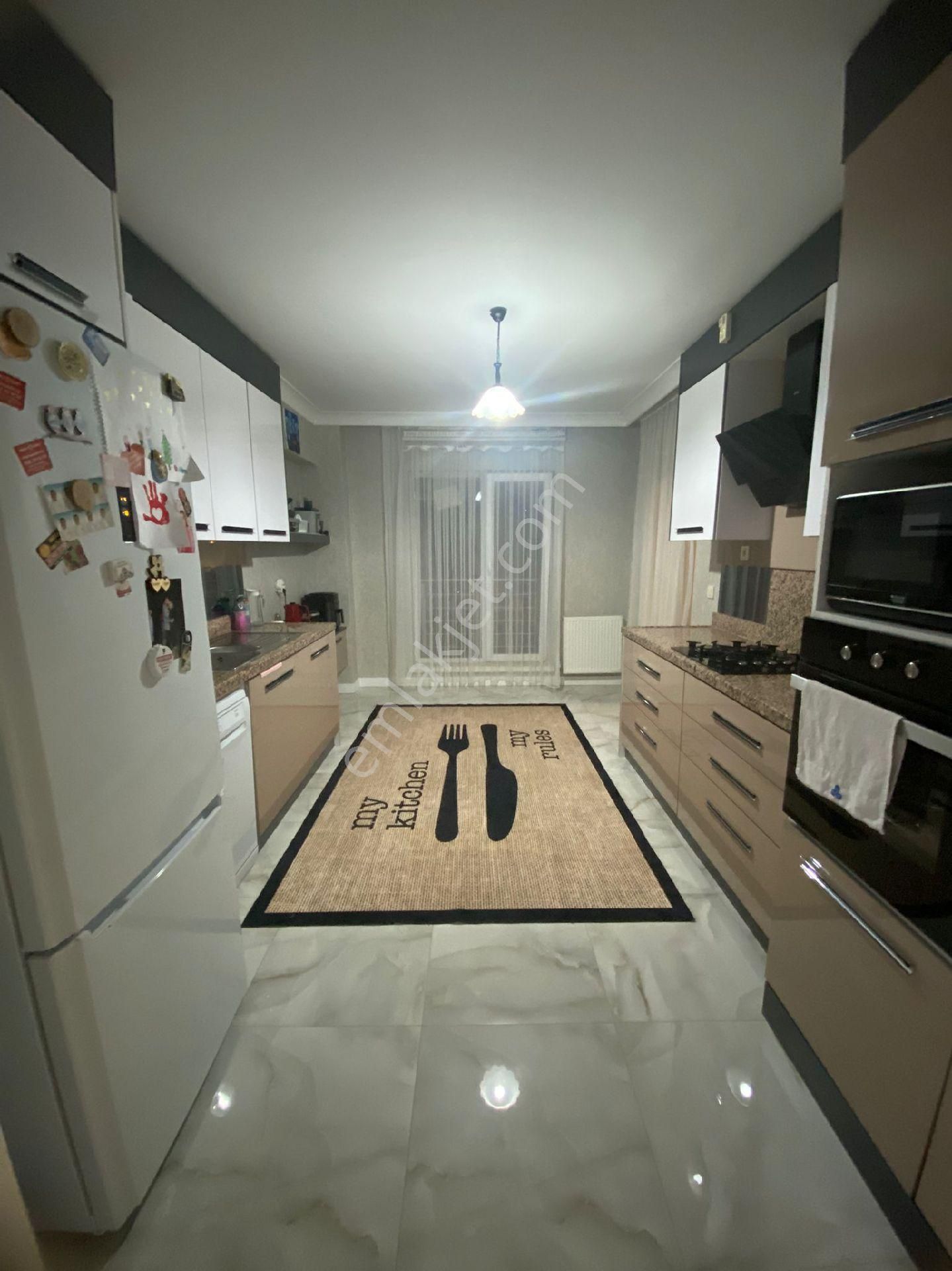 Sahibinden 4+1 Yenikentte Ankastreli - Görsel 2