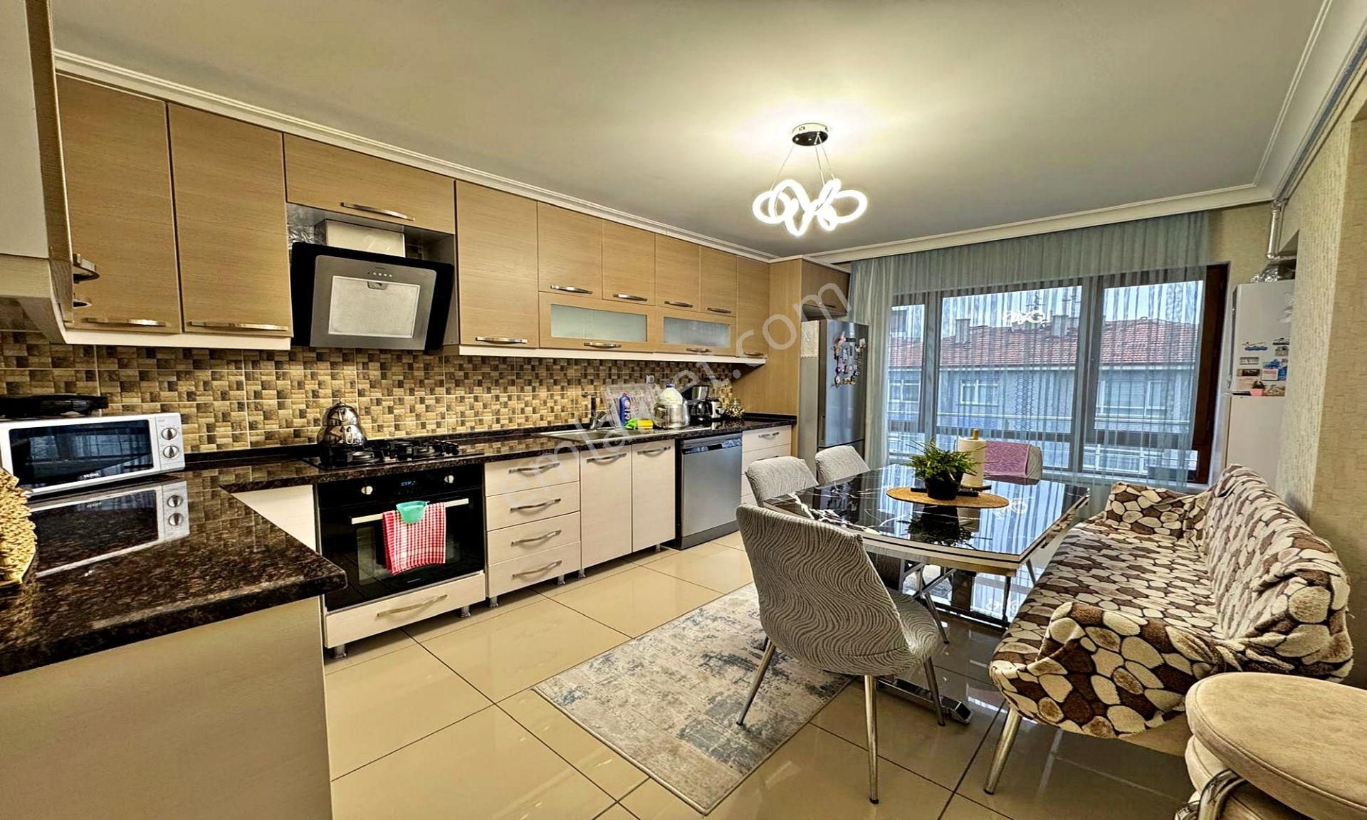 Çiçeklide Selçuklu Cad.yakın Ön Cephe Teraslı Dublex Fiyat Düştü