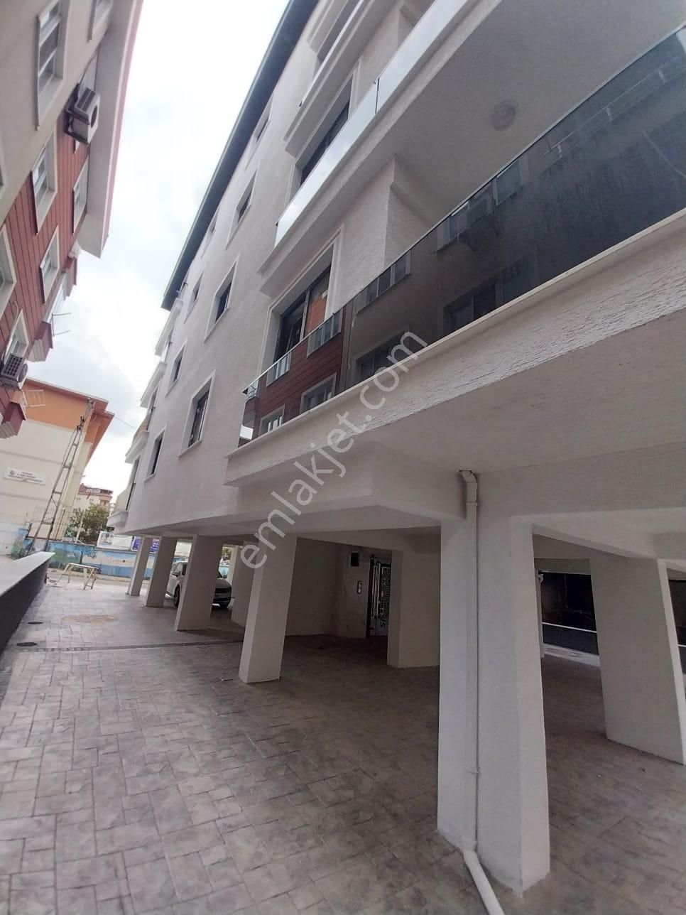 Emlak Dünyasından Pendik Kaynarca 3+1 Satılık Sıfır Daire - Görsel 4