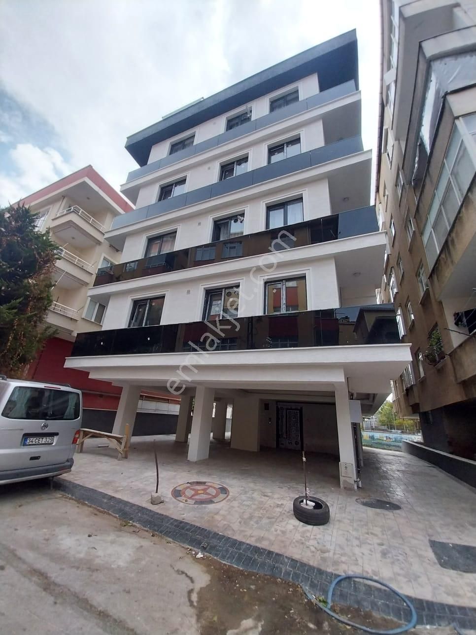 Emlak Dünyasından Pendik Kaynarca 3+1 Satılık Sıfır Daire - Görsel 2