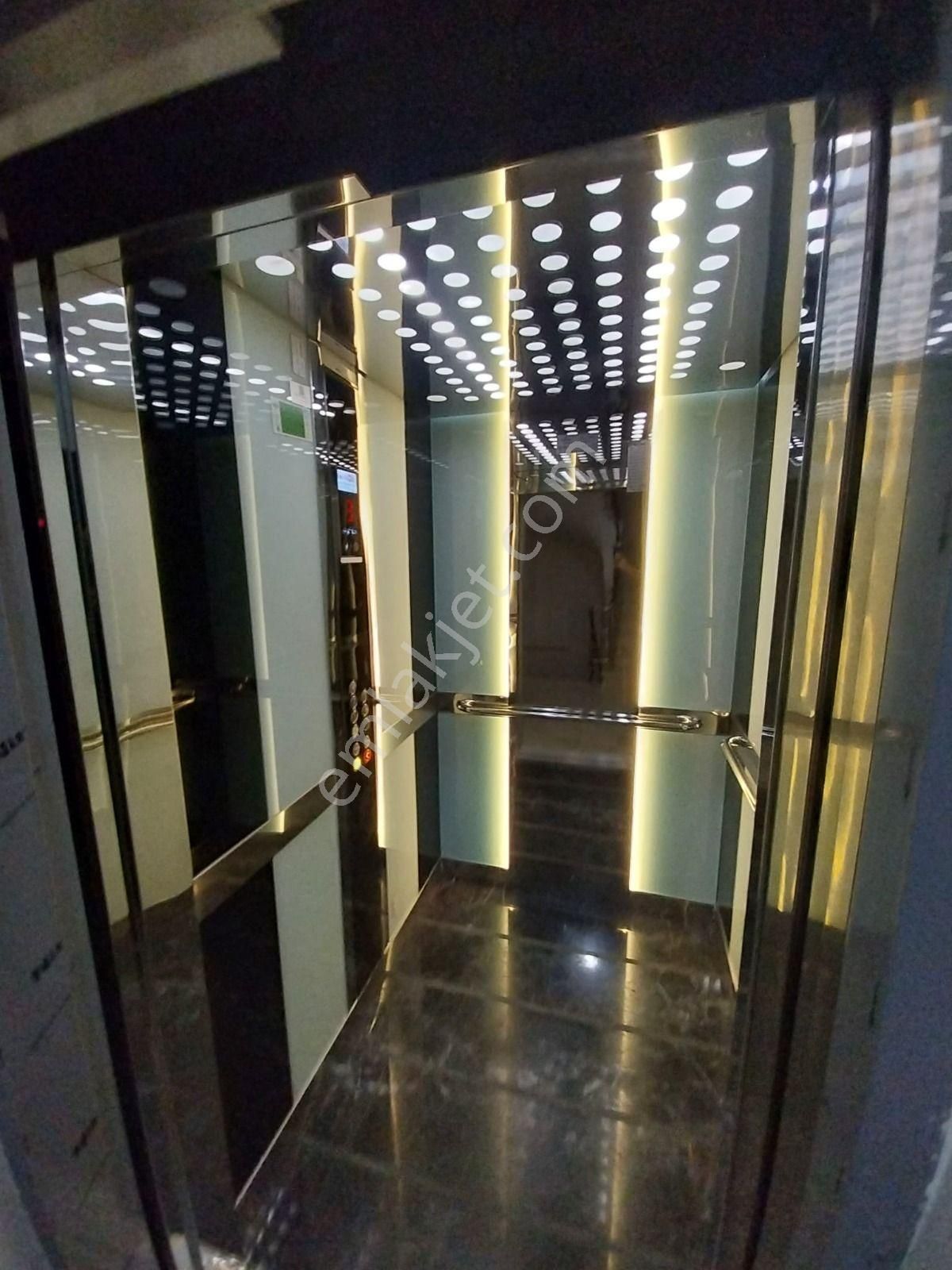 Emlak Dünyasından Pendik Kaynarca 3+1 Satılık Sıfır Daire - Görsel 19