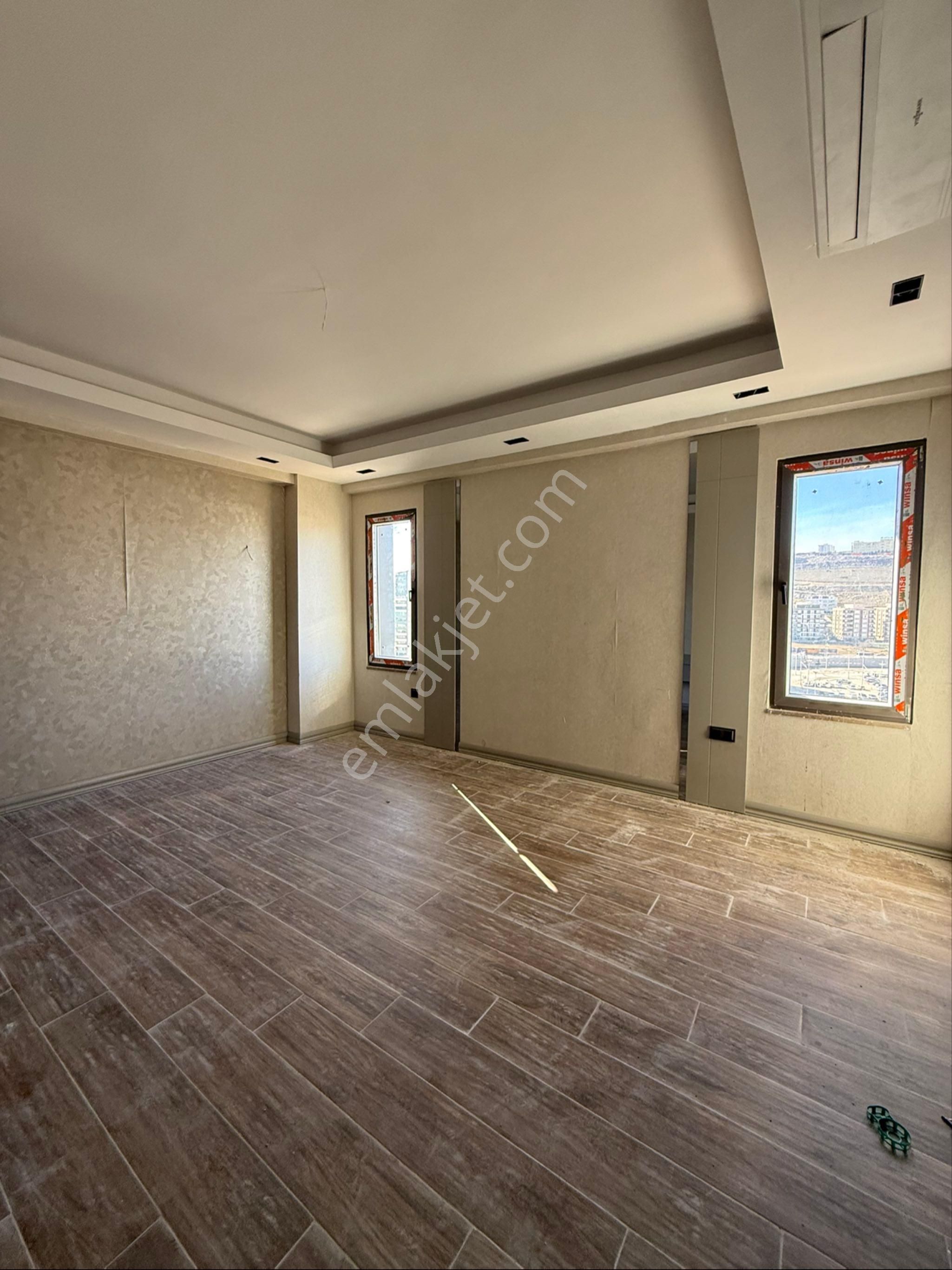 Karaköprü Saat Kulesi Yanı Köşe Başı 50 Metre Yola Sıfır - Görsel 16