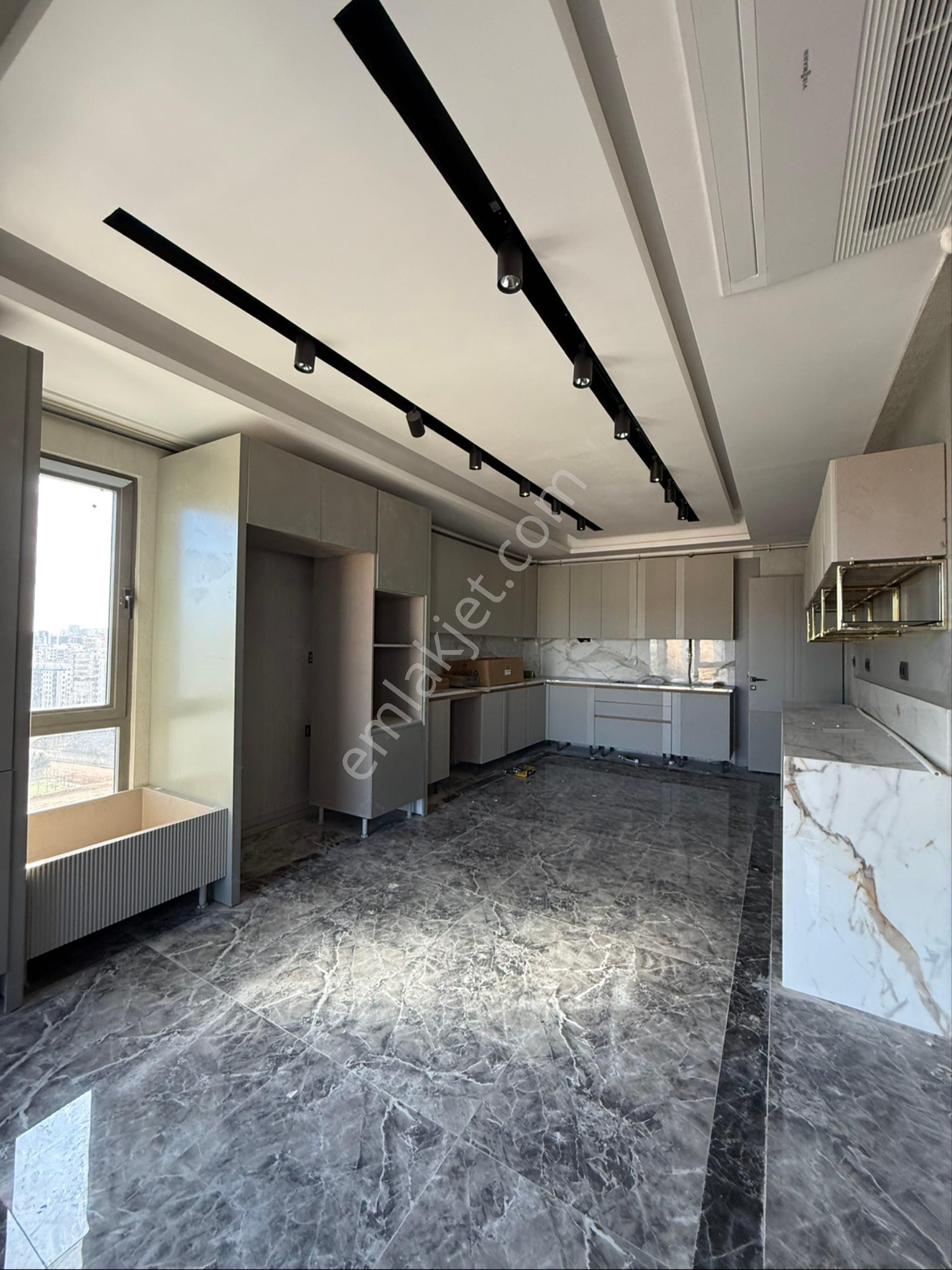 Karaköprü Saat Kulesi Yanı Köşe Başı 50 Metre Yola Sıfır - Görsel 7