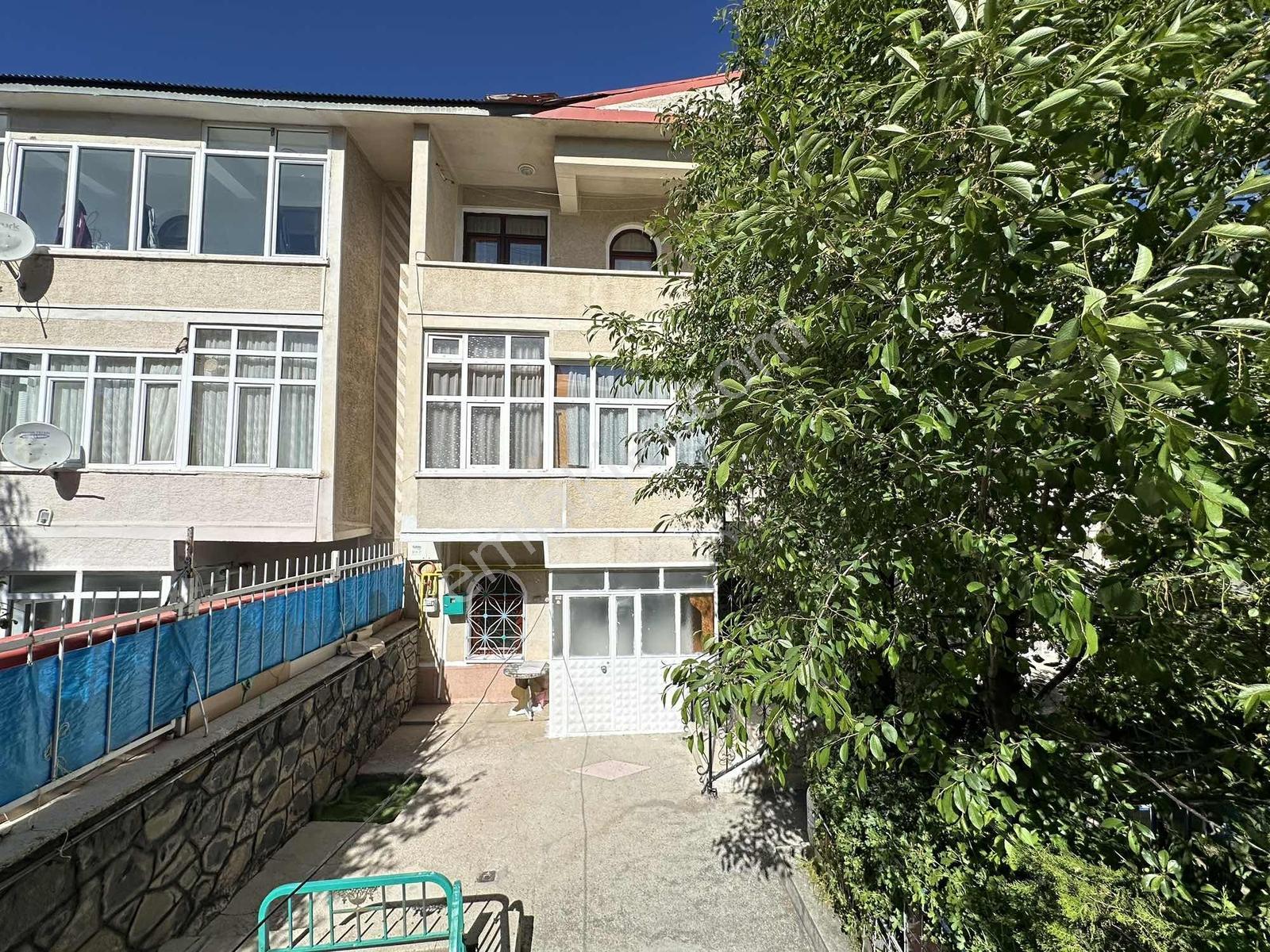 Altın Emlak'tan Yıldızkent'te 2+1 Villa Girişi Doğalgaz Dahil