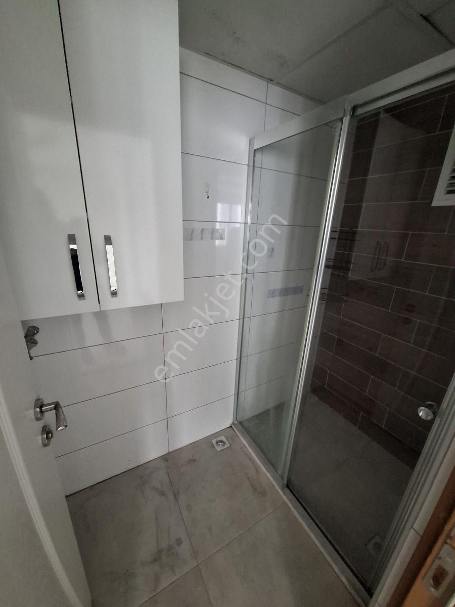 Atc Den Cadde Üstü Belediye Yakınında Kombili Kiralık Ferah Dair - Görsel 6