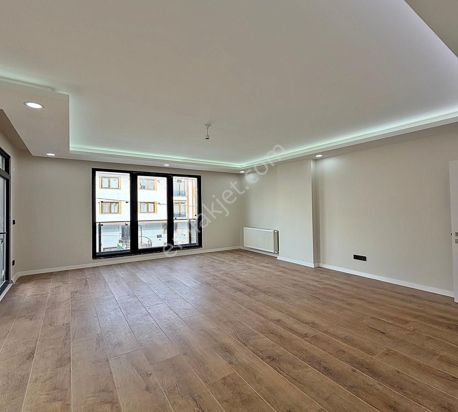 West Marina'ya Yakın Arakat 3+1 Ebeveyn Banyo Çift Balkon Daire - Görsel 5