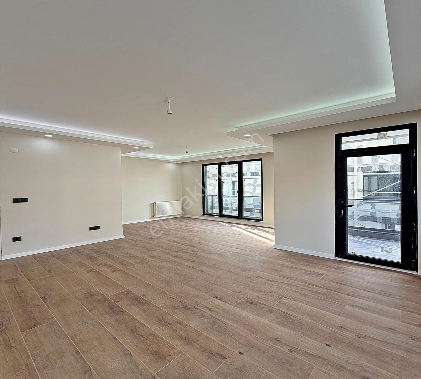 West Marina'ya Yakın Arakat 3+1 Ebeveyn Banyo Çift Balkon Daire - Görsel 28