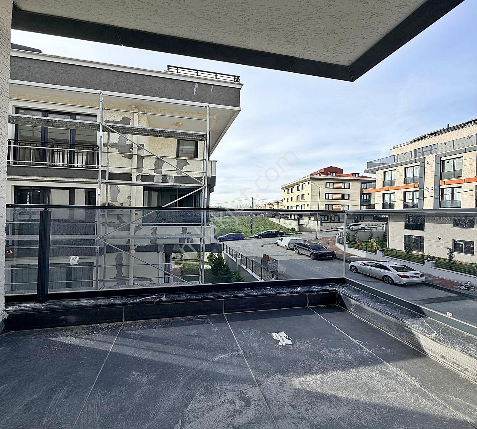 West Marina'ya Yakın Arakat 3+1 Ebeveyn Banyo Çift Balkon Daire - Görsel 18