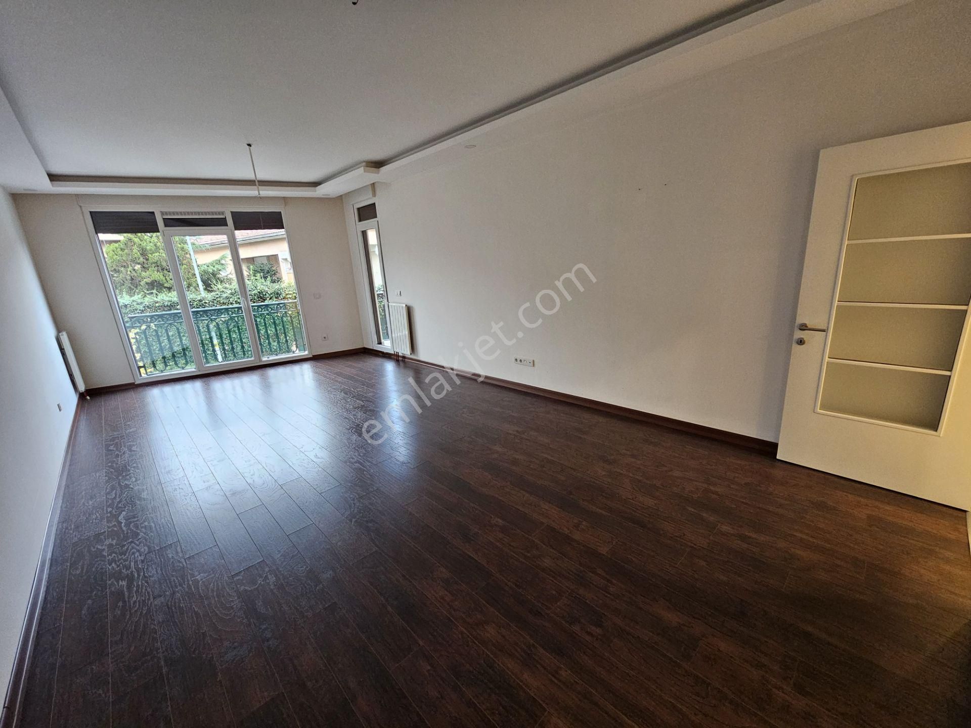 Küçükyalı Sahil Konakları'nda 200m2 Boş Kiralık 4+1 Bahçe Dubleksi - Görsel 12