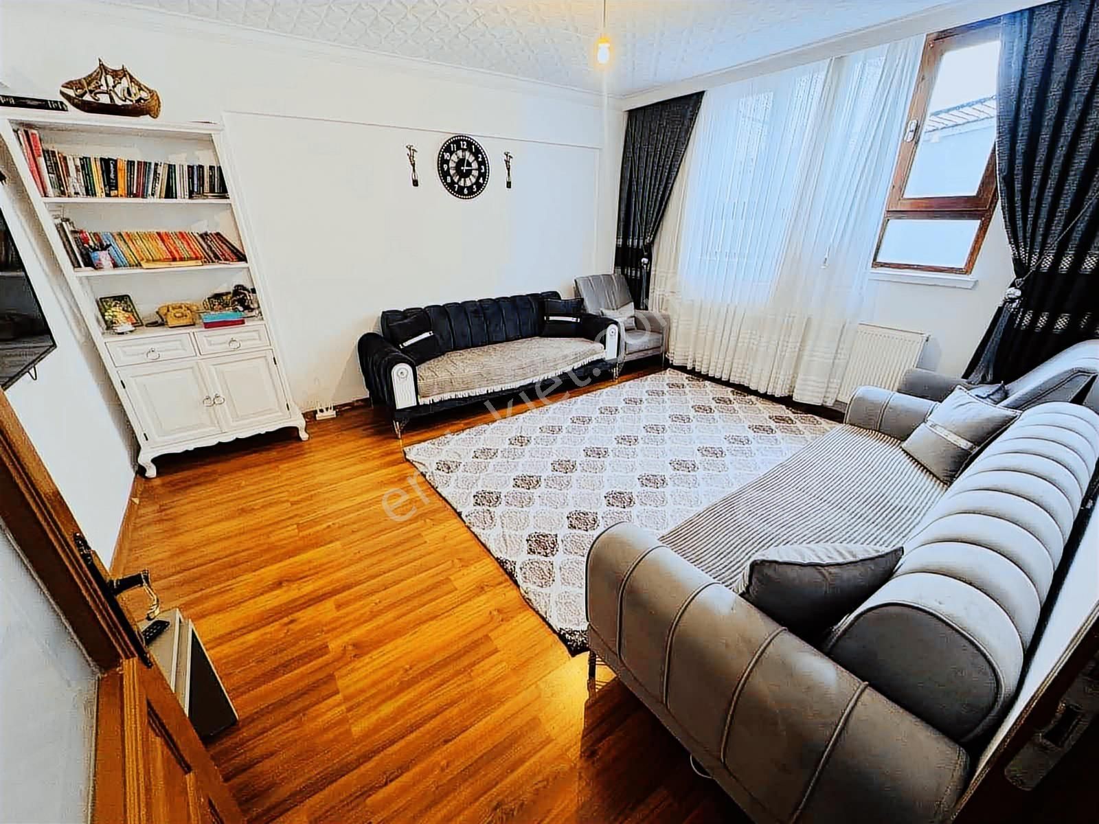 Şentürk Gayrimenkul'den //////cadde Üstü Fırsat Daire///// - Görsel 12