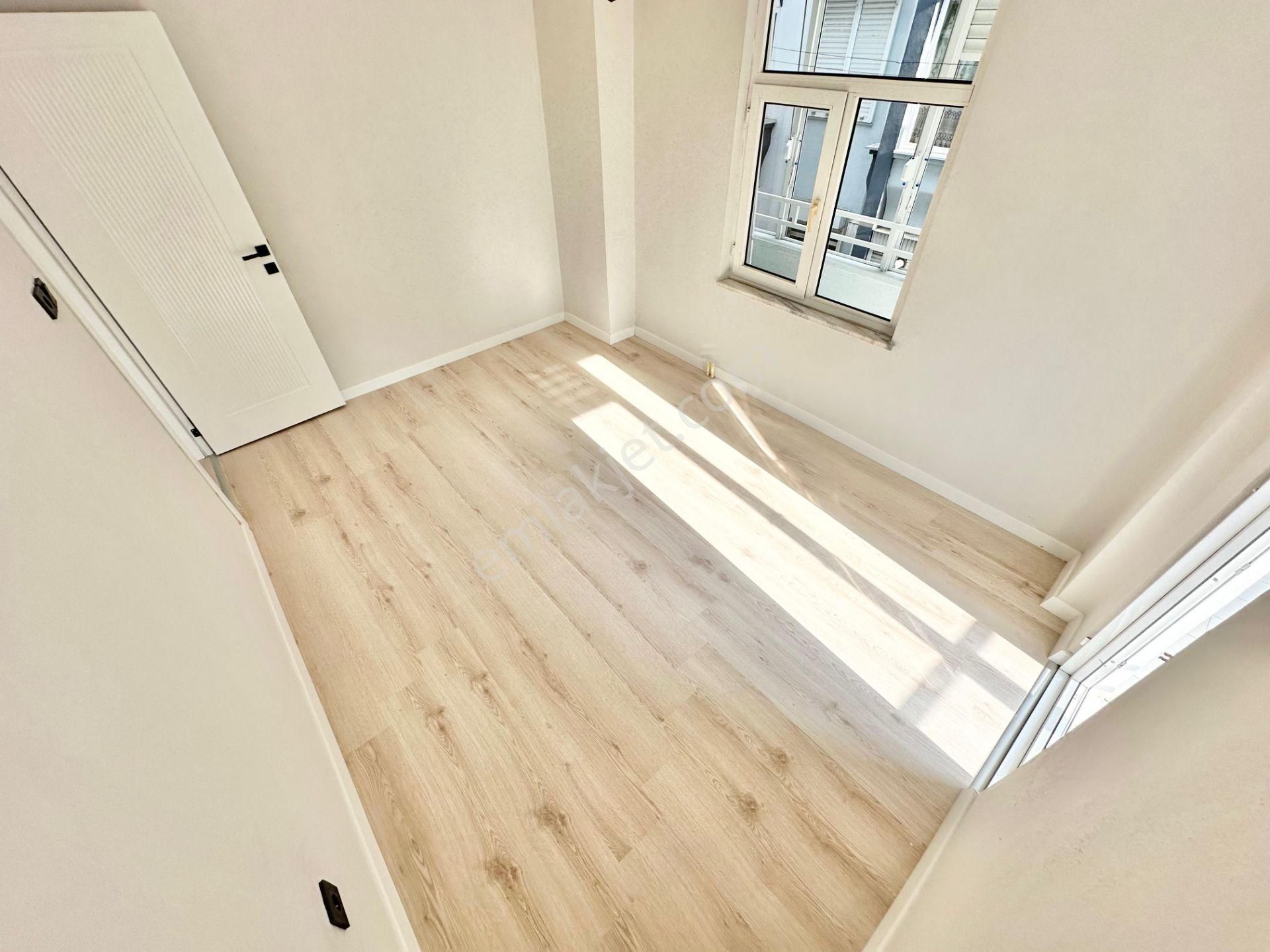 ꧁ay Emlaktan꧂ Akçay'da Ön Cephe Arakat İçi Komple Yapılı Panjurlu Satılık 3+1 Geniş Daire - Görsel 28